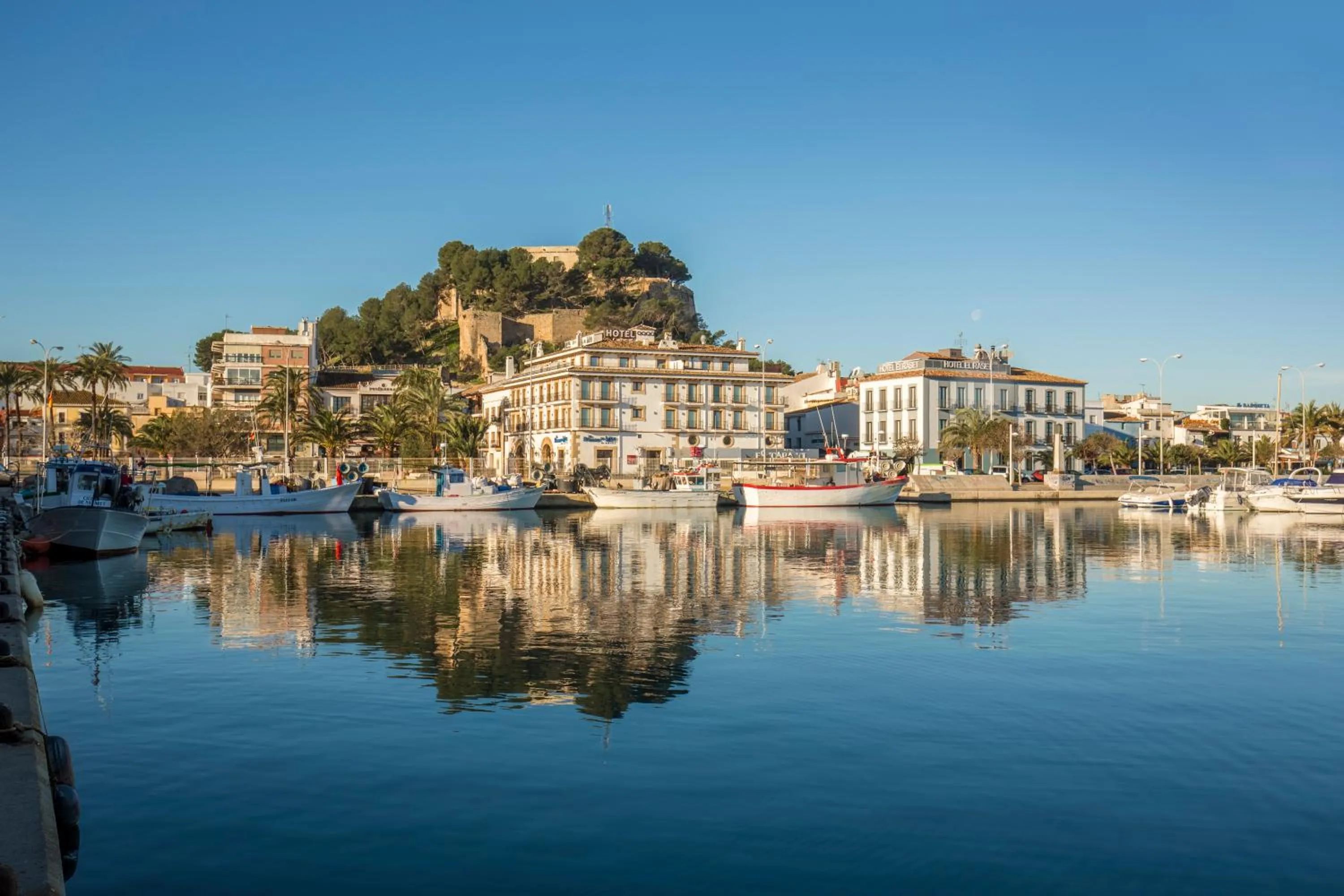 Property building in La Posada del Mar