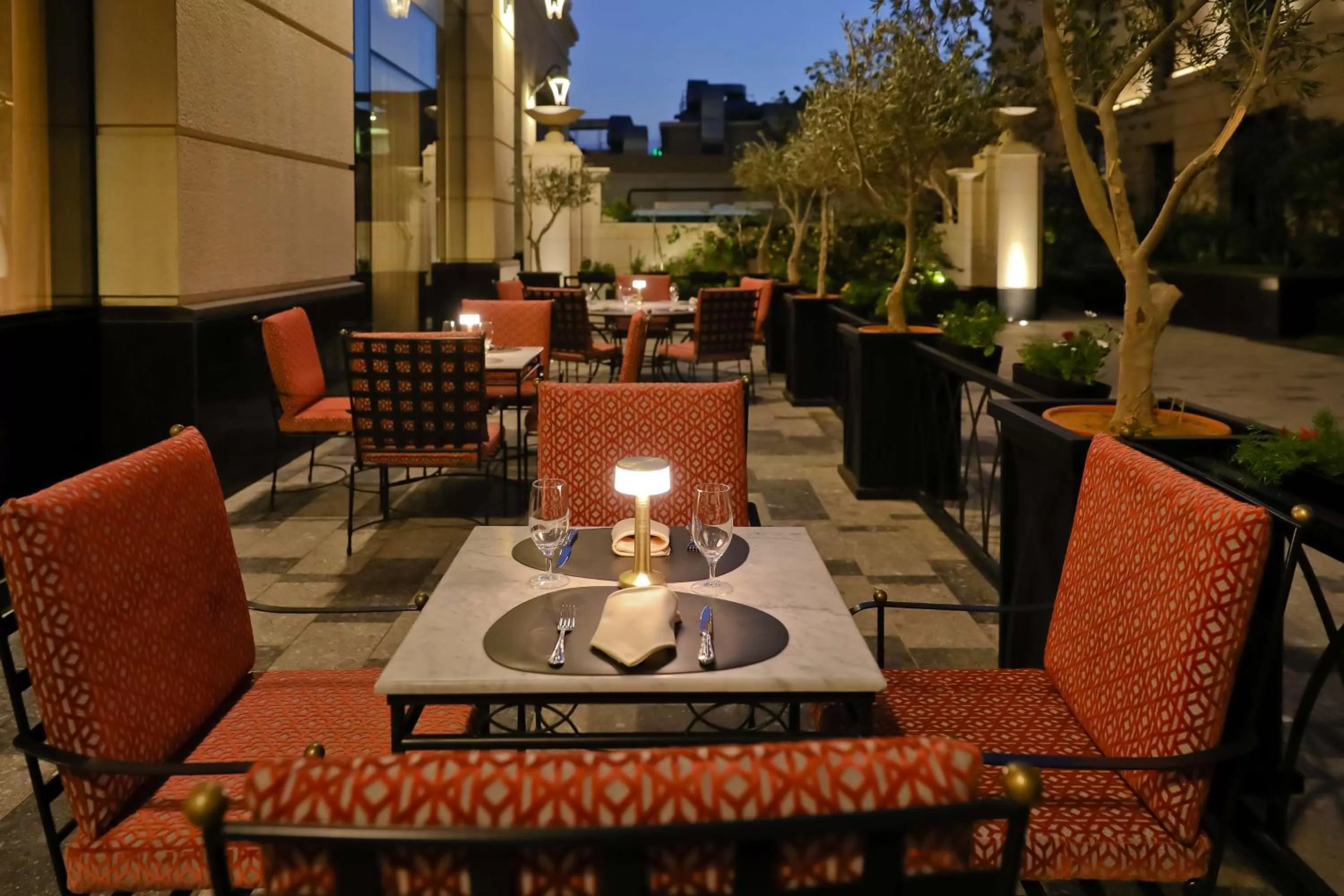 Restaurant/places to eat in Mansard Riyadh, a Radisson Collection Hotel