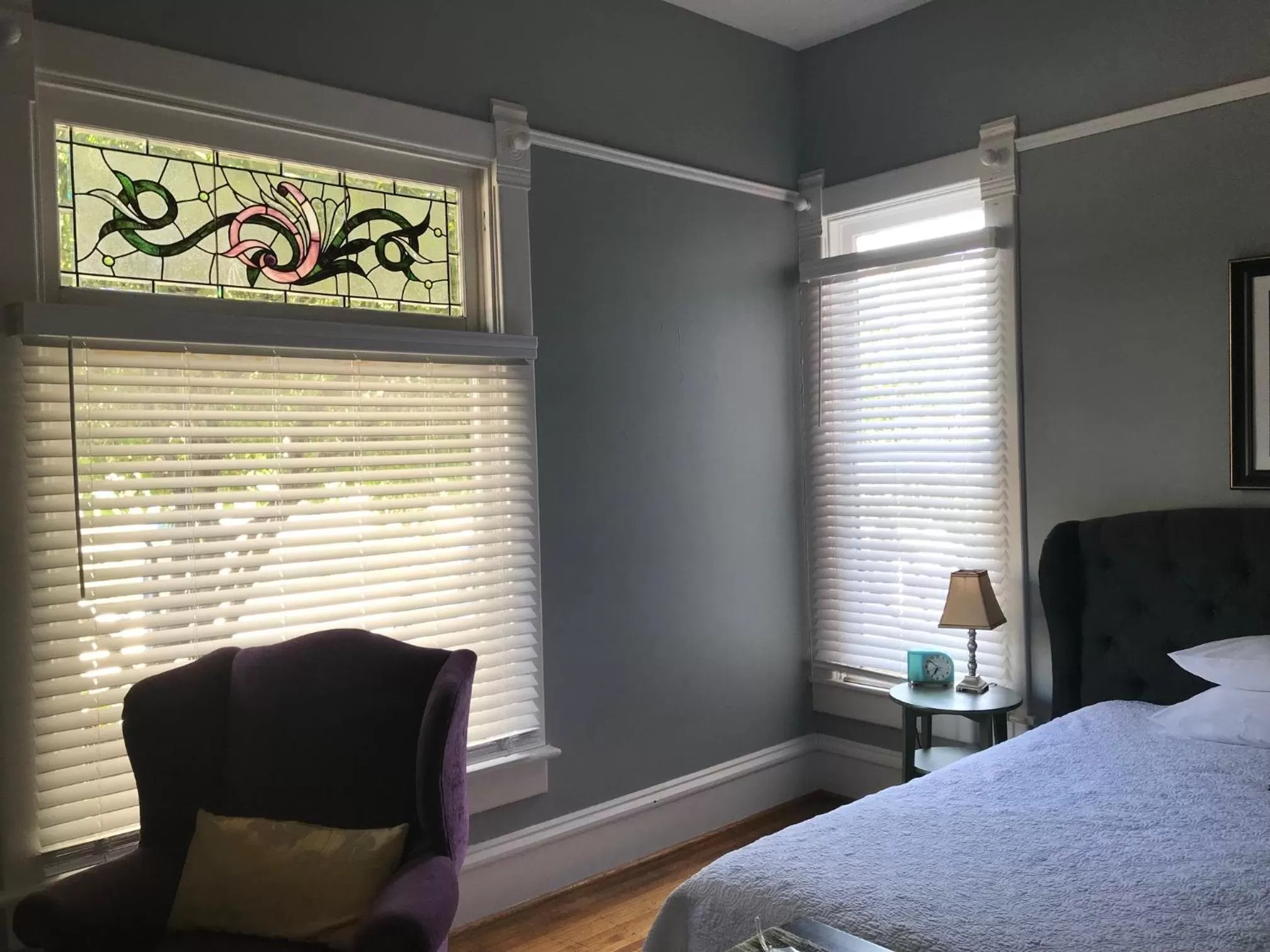 Decorative detail, Seating Area in Nestle Inn