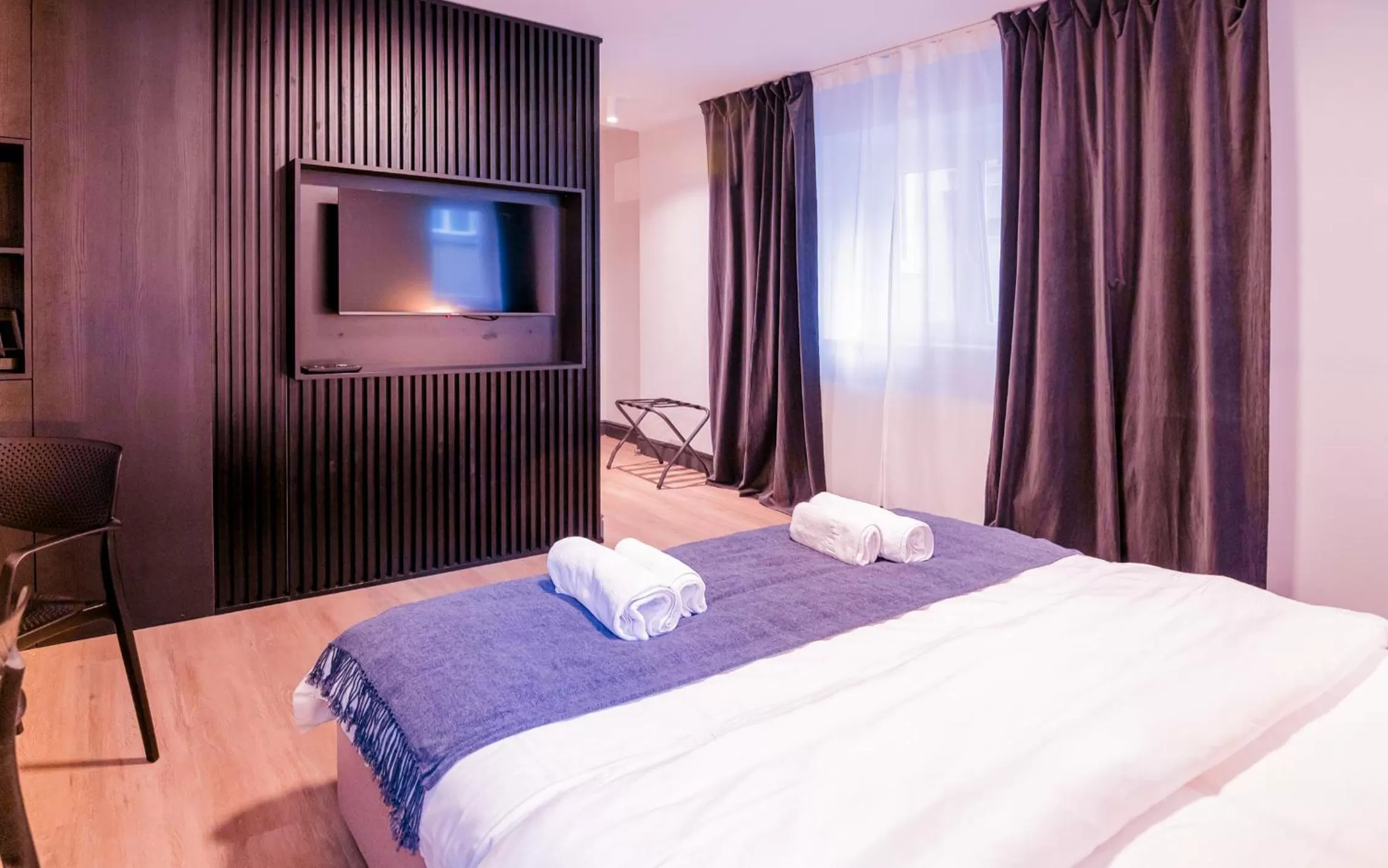 Bedroom, Bed in Doma Zagreb Aparthotel