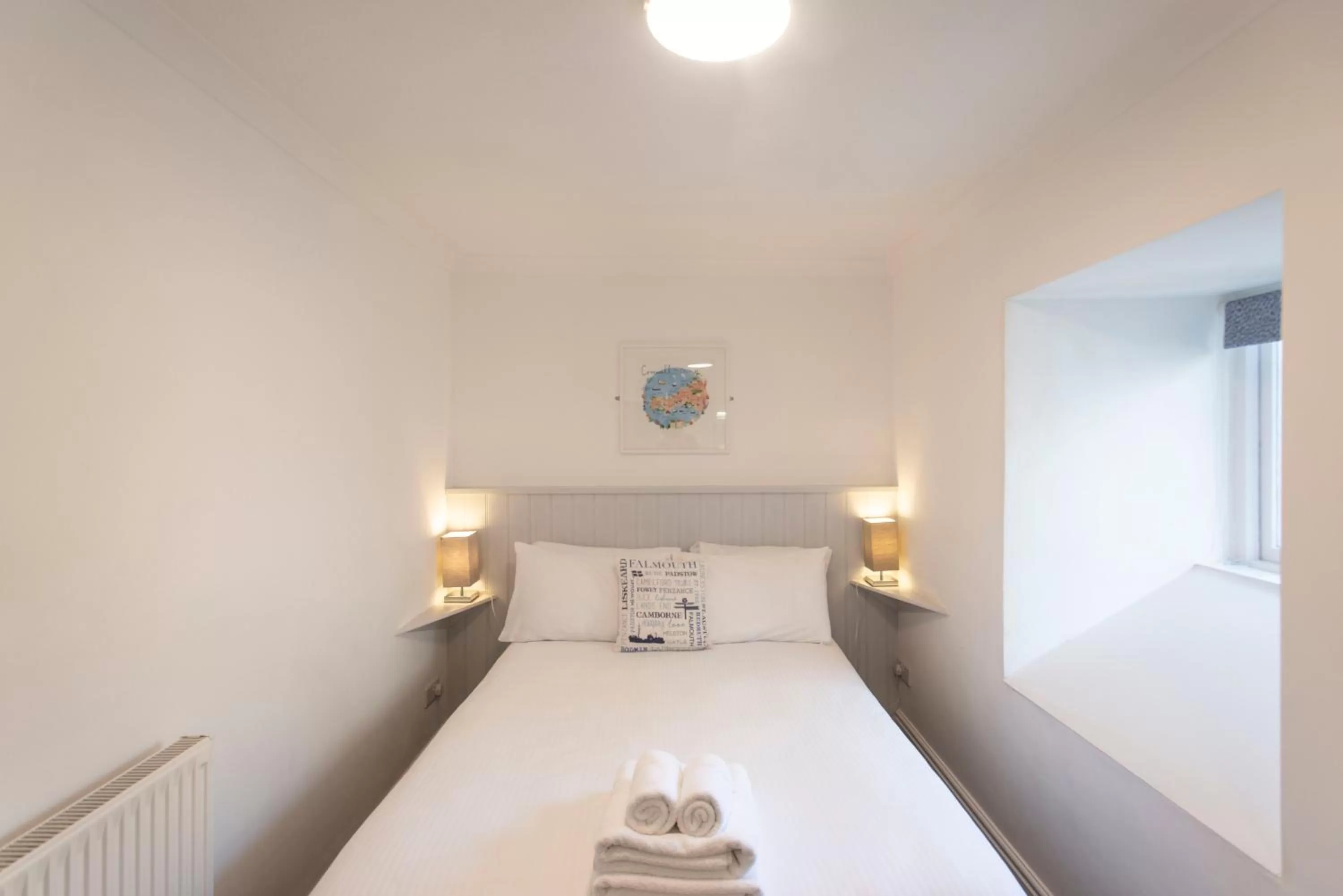 Bedroom, Bed in Tregenna Castle Resort