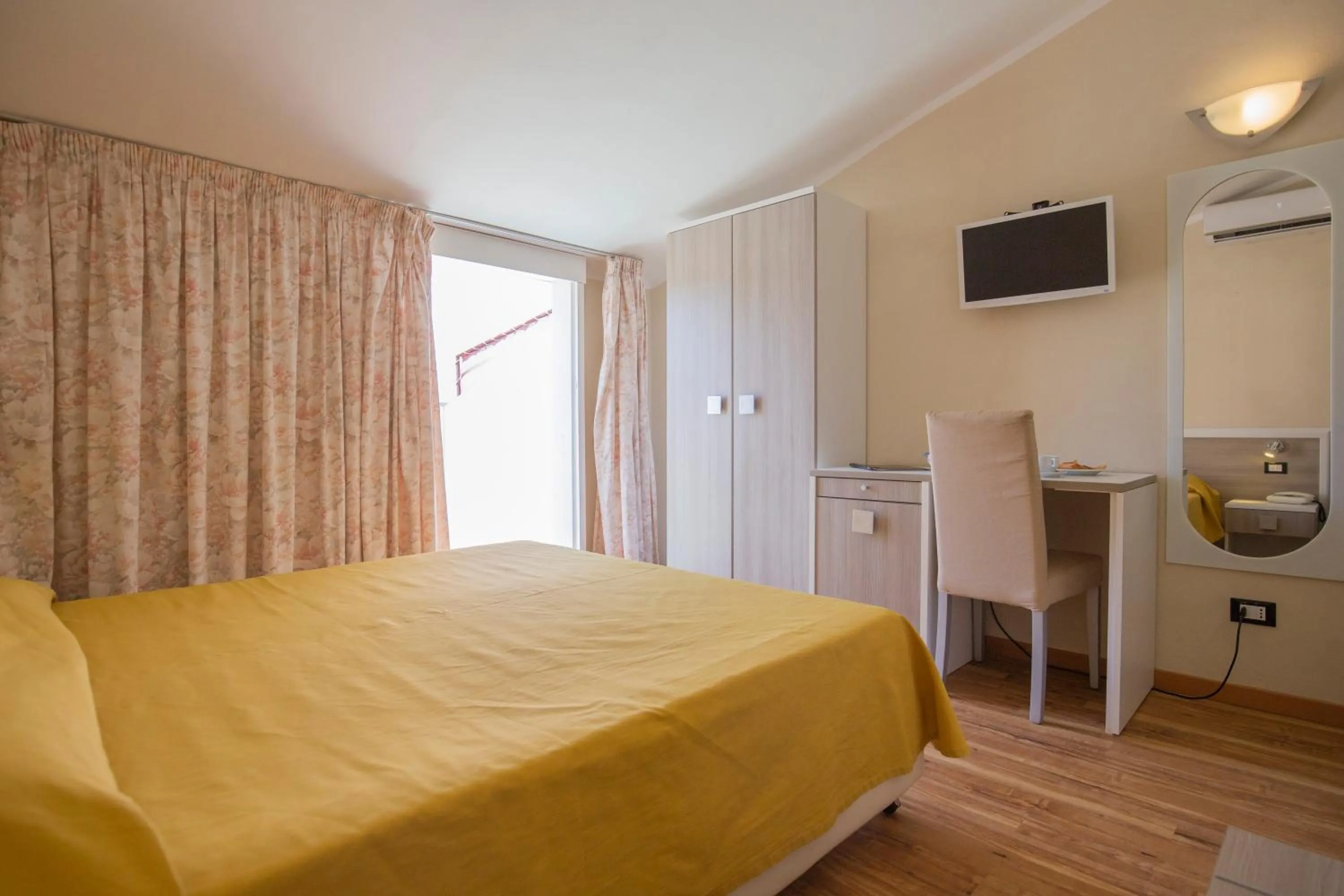 Bed in Hotel Fabricia