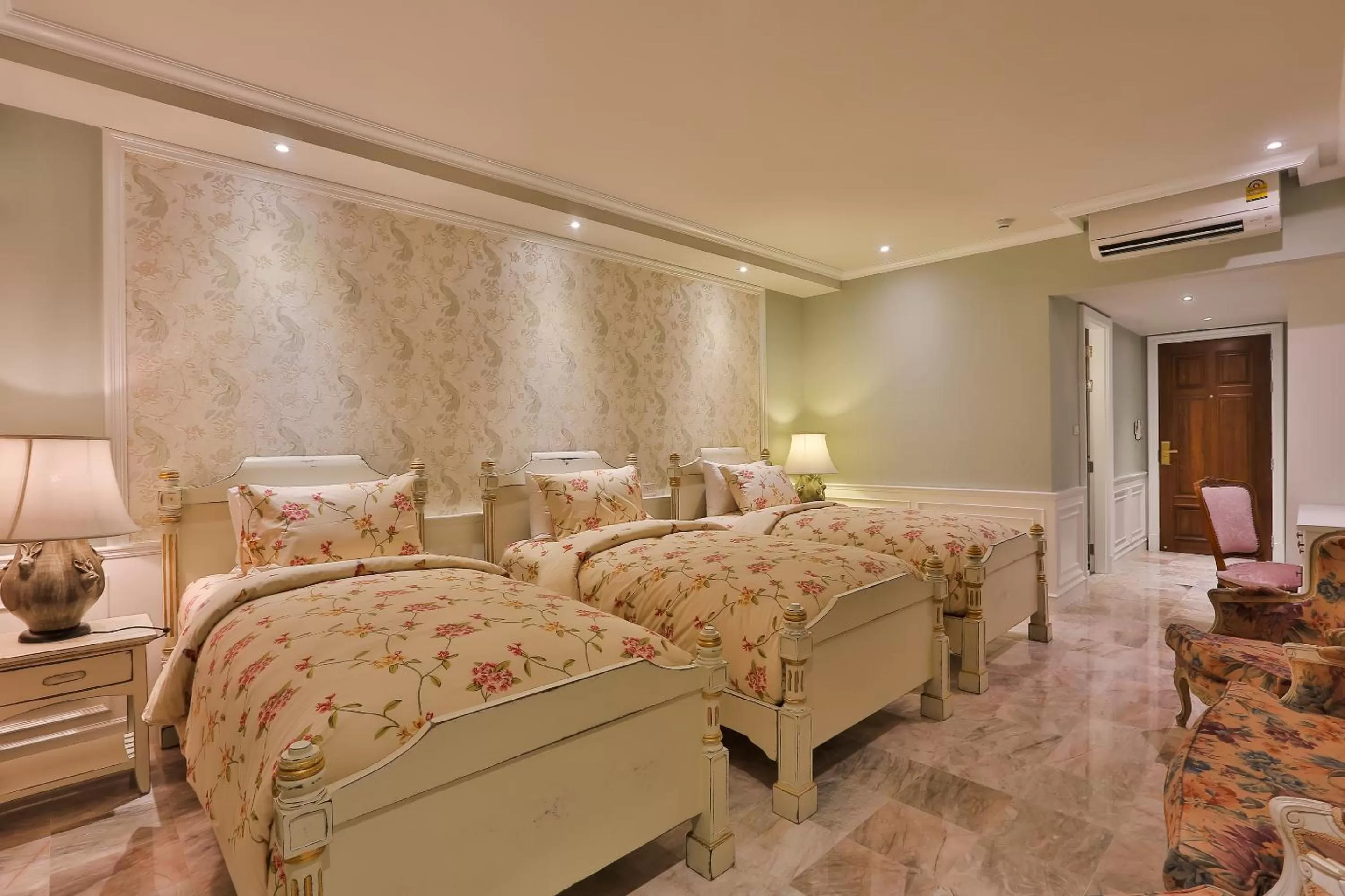 Bedroom, Bed in At Pingnakorn Riverside