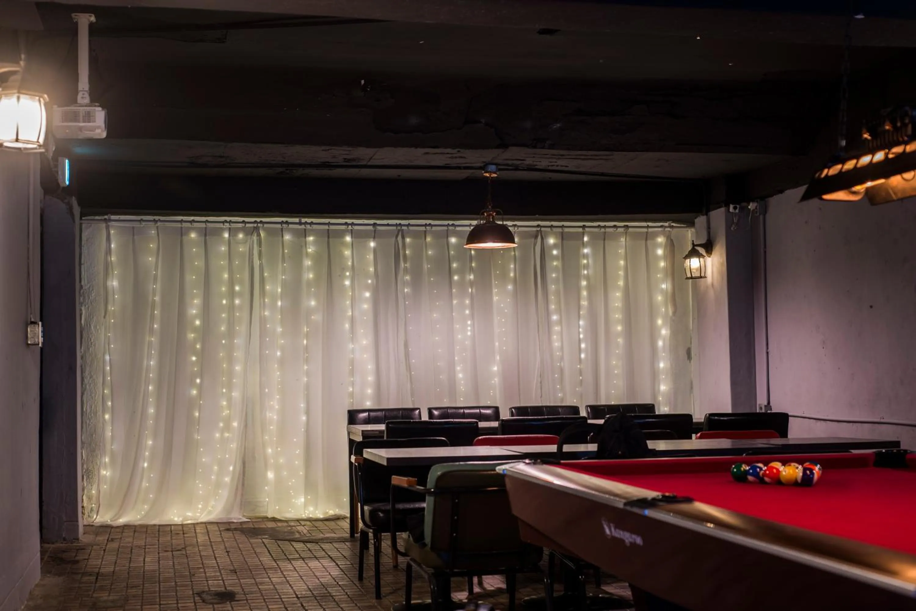 Property building in One Way Guesthouse Busan