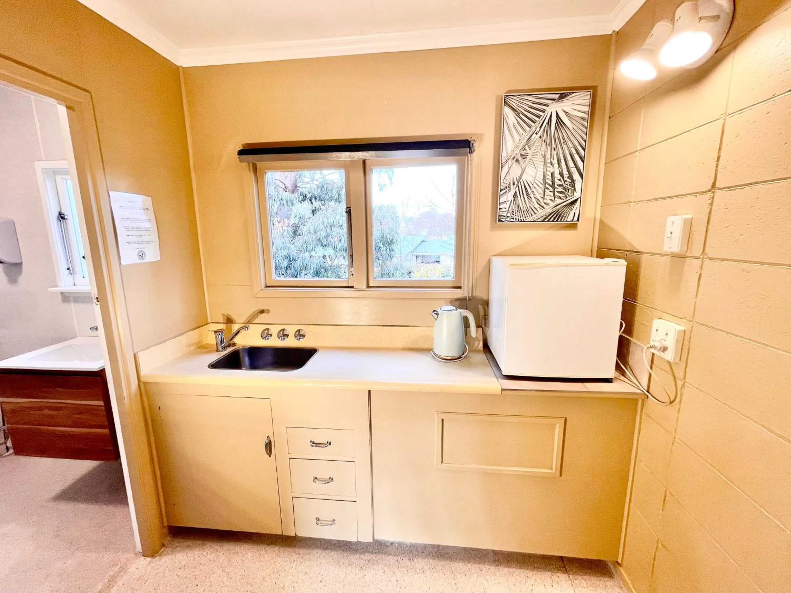 Te Anau Lakefront Backpackers