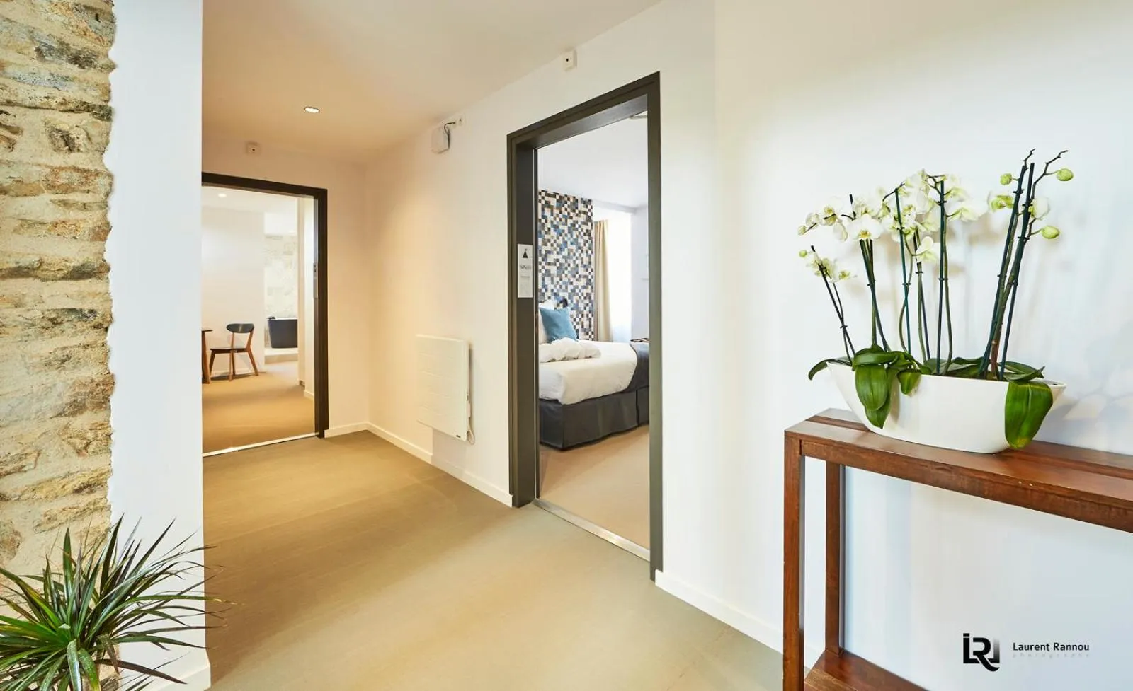 Bedroom, Bed in Le Manoir de Kerbot