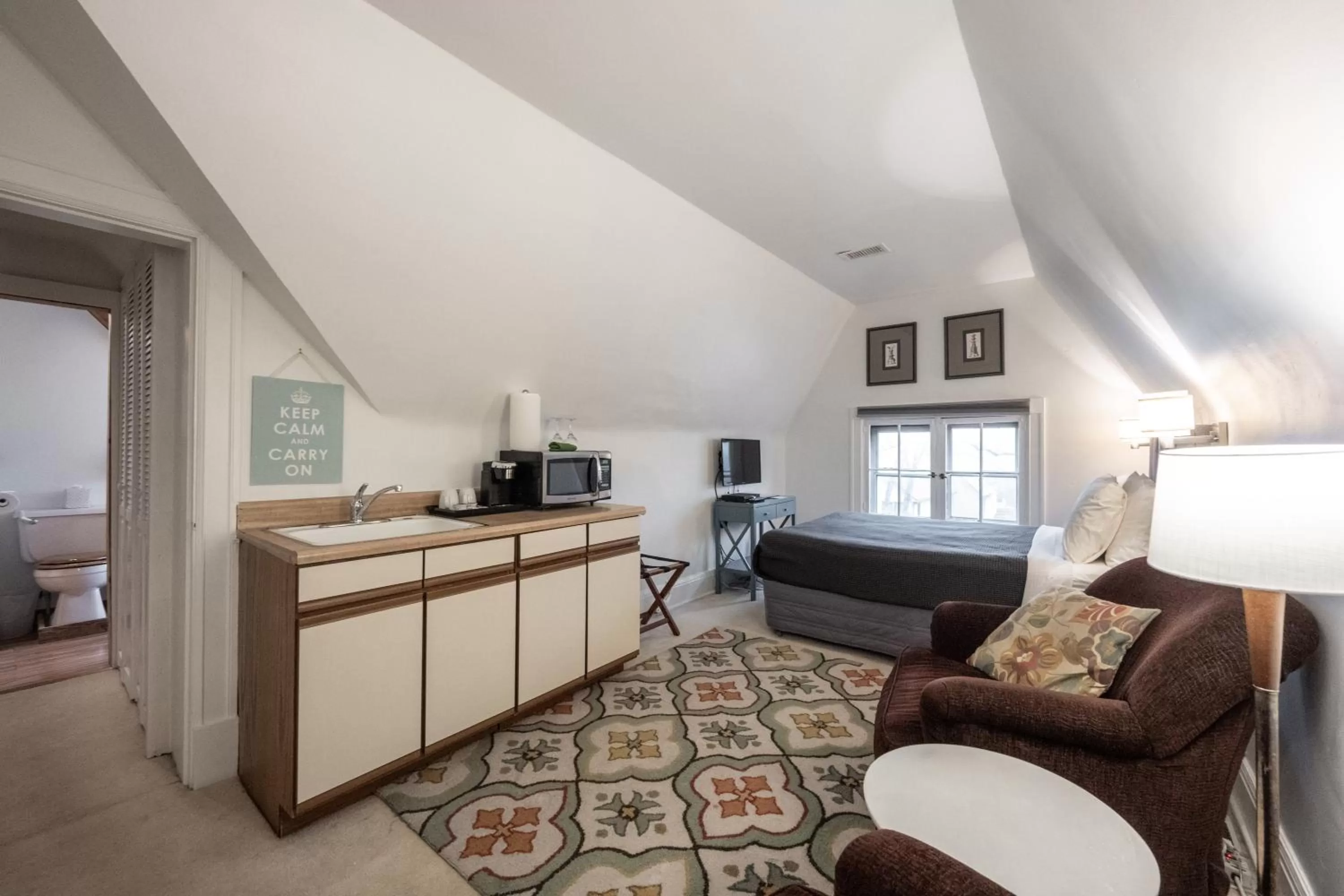 Kitchen or kitchenette in Stone Soup Inn