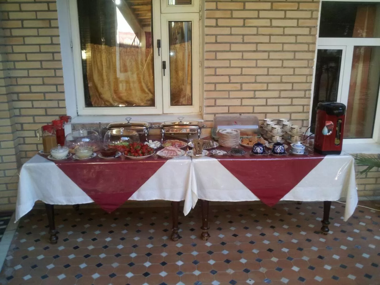 Buffet breakfast in Guest House Marokand