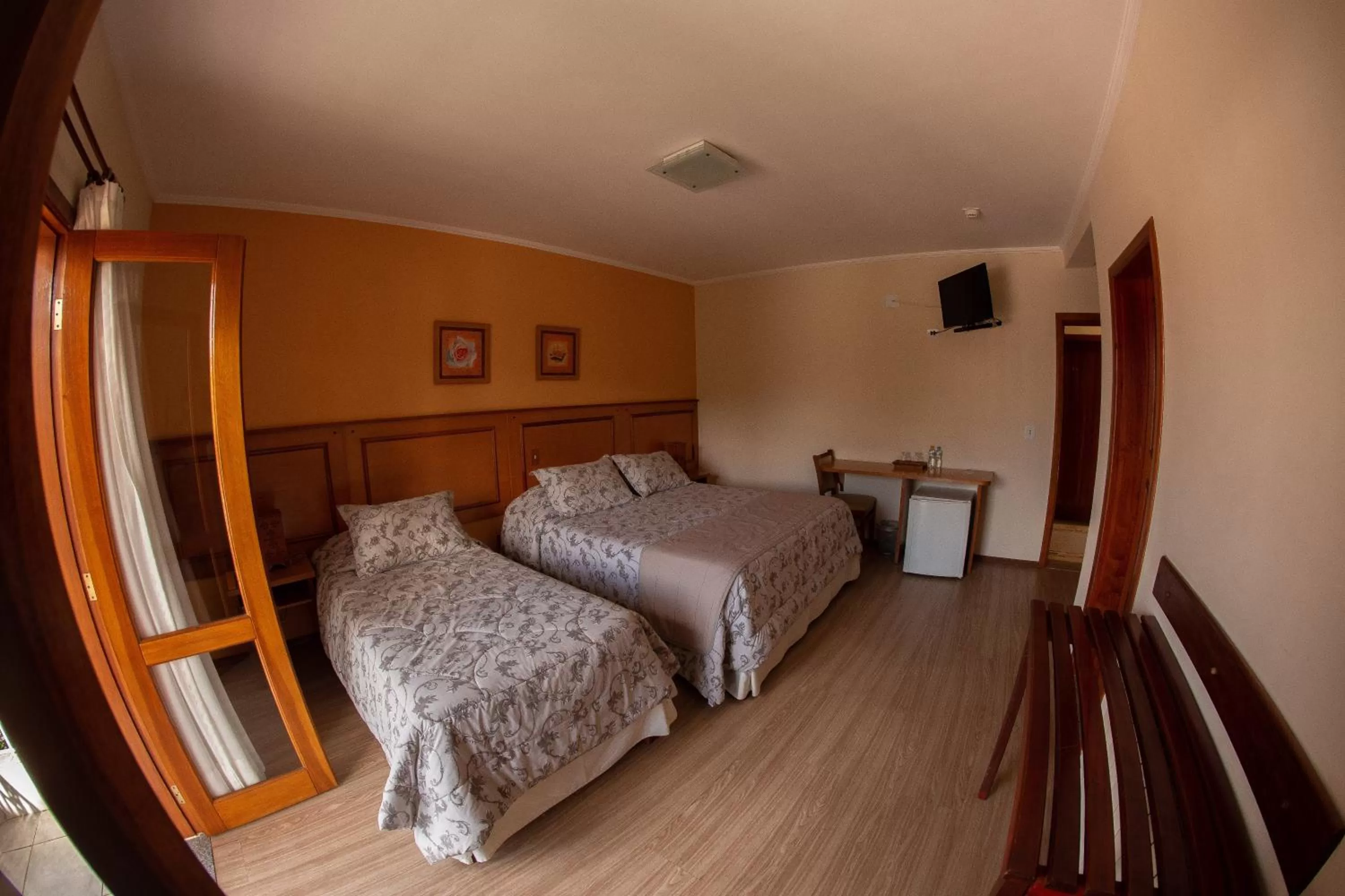 Photo of the whole room, Bed in Pousada Alto D'ouro