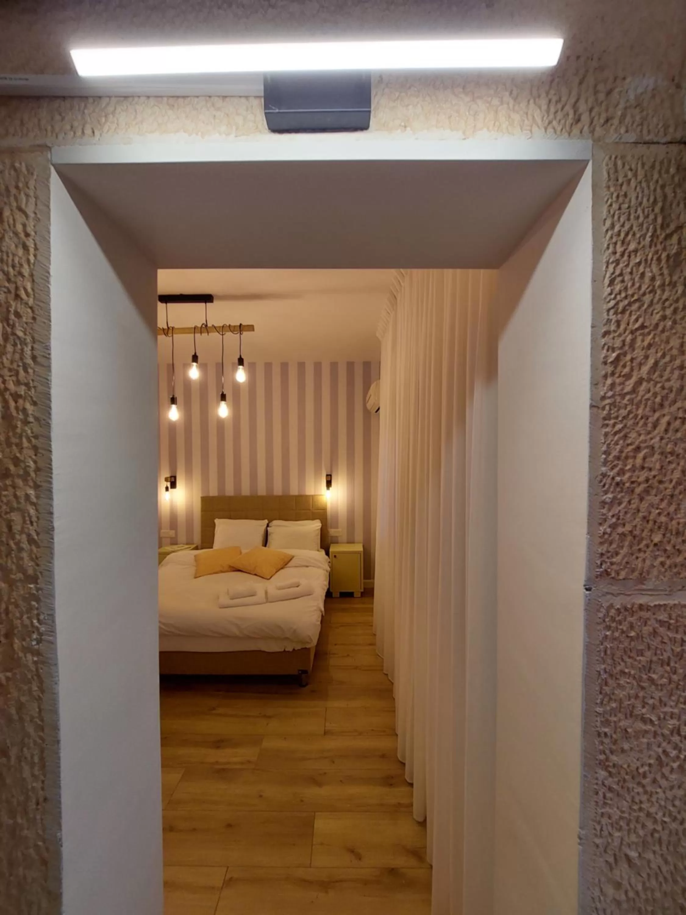 Bed in Lishansky Since 1936