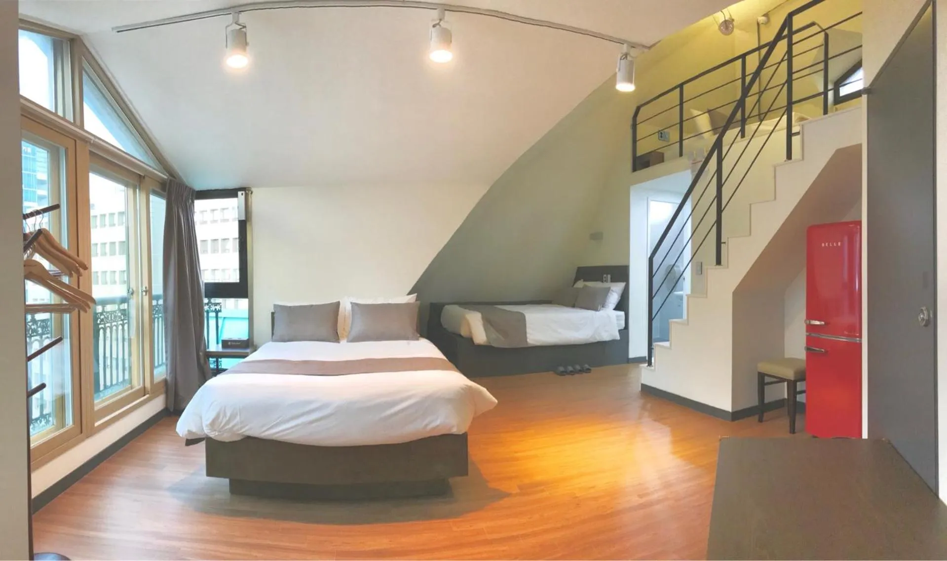 Bedroom, Bed in Ehwa In Myeongdong