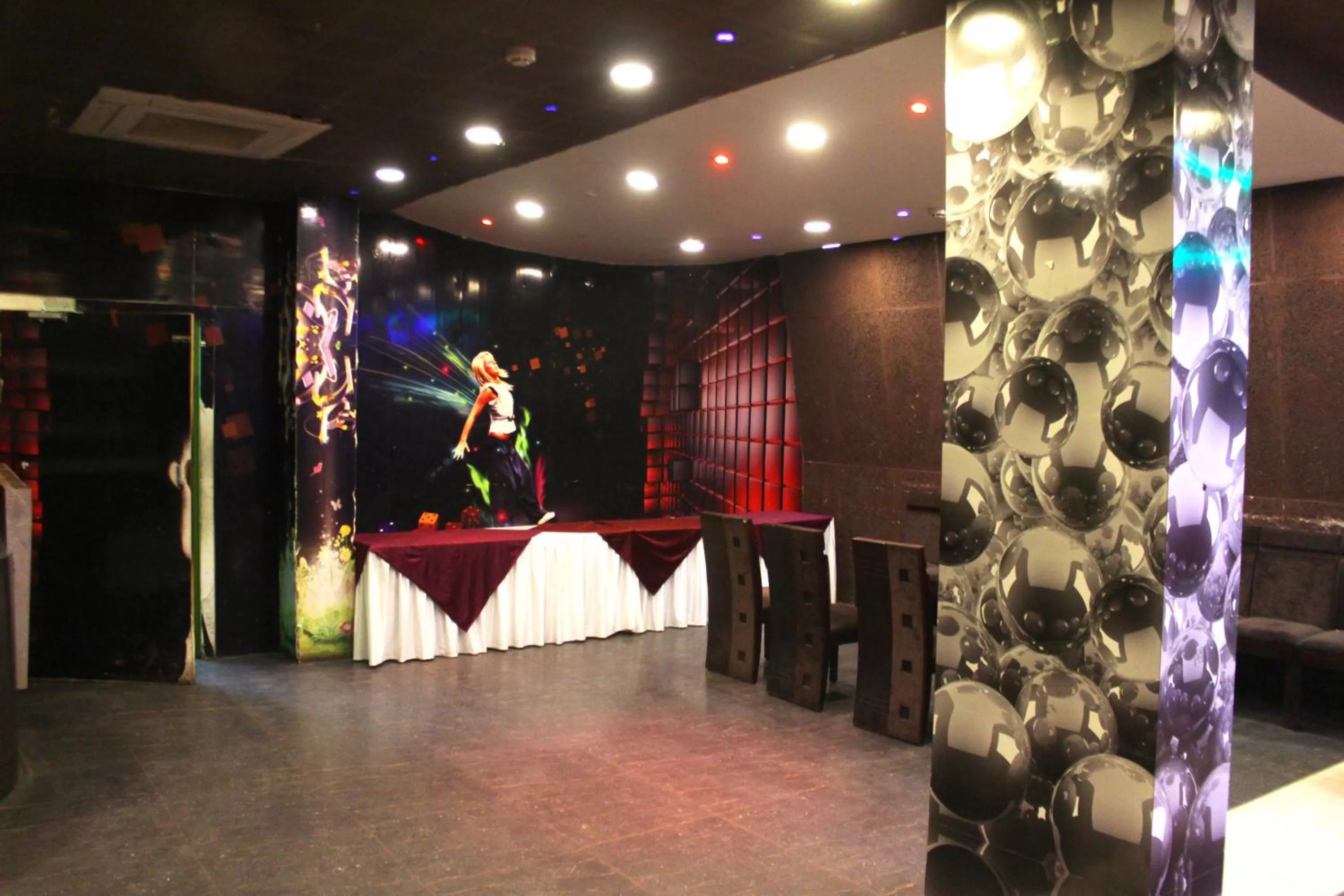 Banquet/Function facilities in TGI Apple Inn