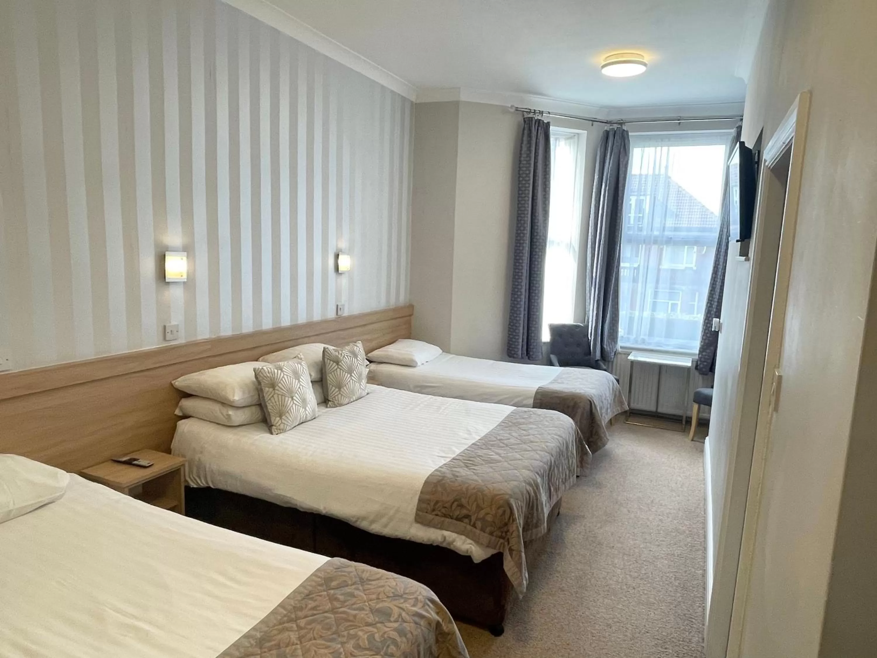 Photo of the whole room, Bed in The Westlynne Hotel & Apartments