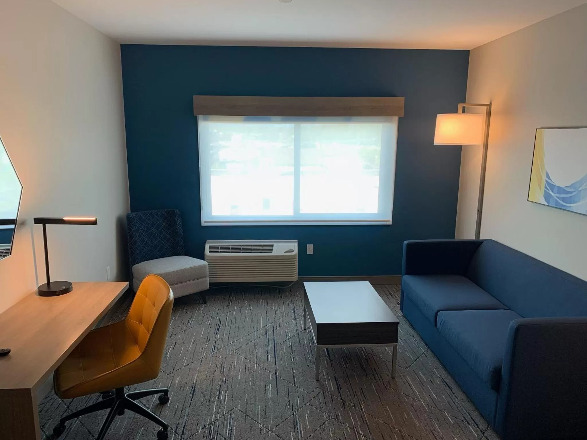 Bedroom in Holiday Inn Express & Suites Courtenay - Comox by IHG