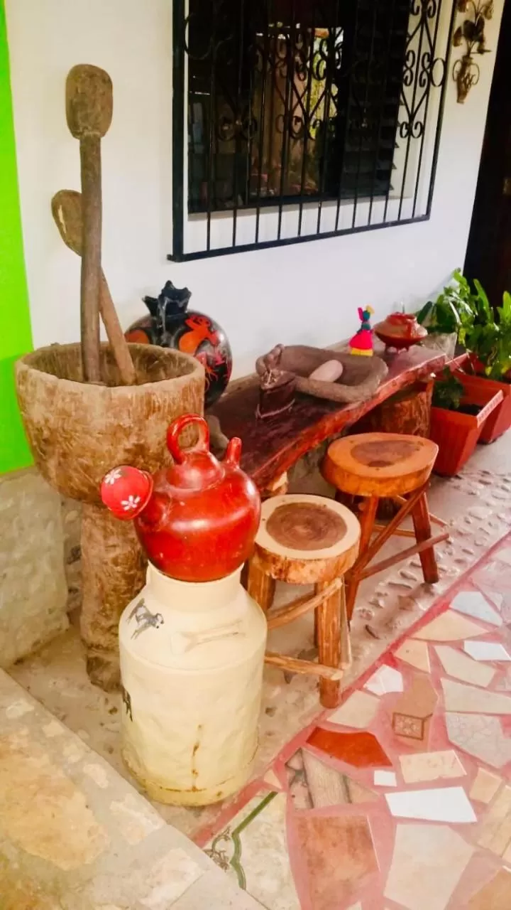 Hotel & Hostal Yaxkin Copan