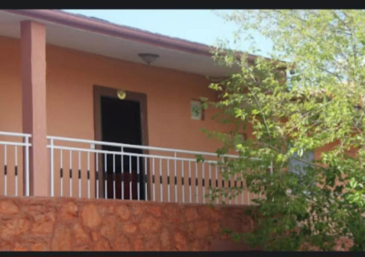 Patio, Property Building in Résidence touristique du chêne vert