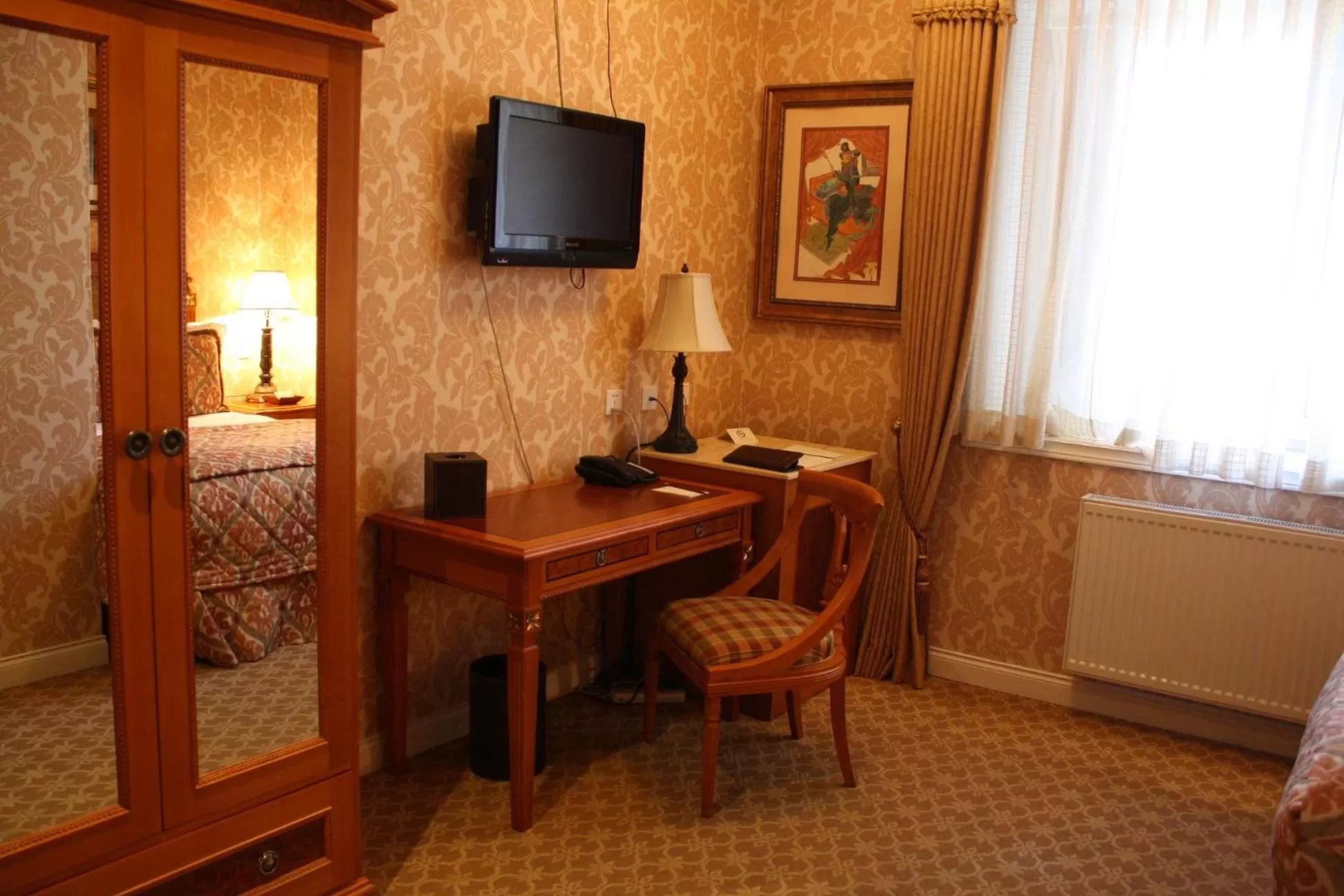 TV and multimedia, Bed in Terelj Hotel & Spa