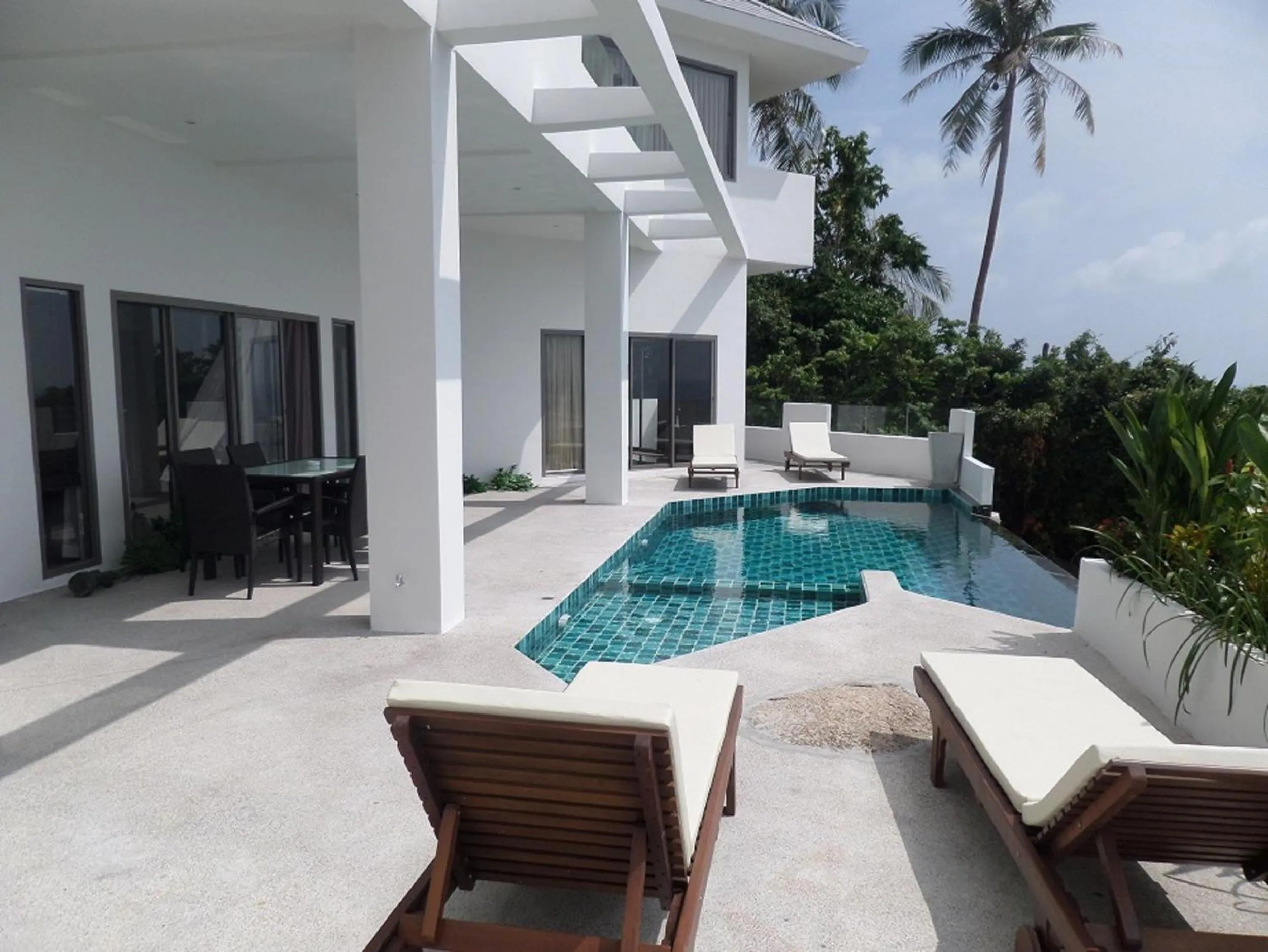 Sea view in Tropical Sea View Residence