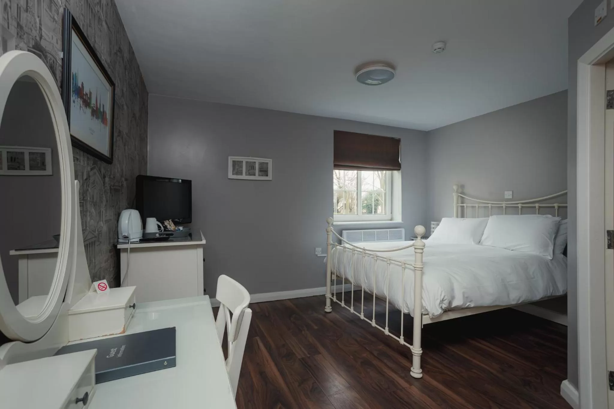 Bedroom, Bed in The Oak Baginton