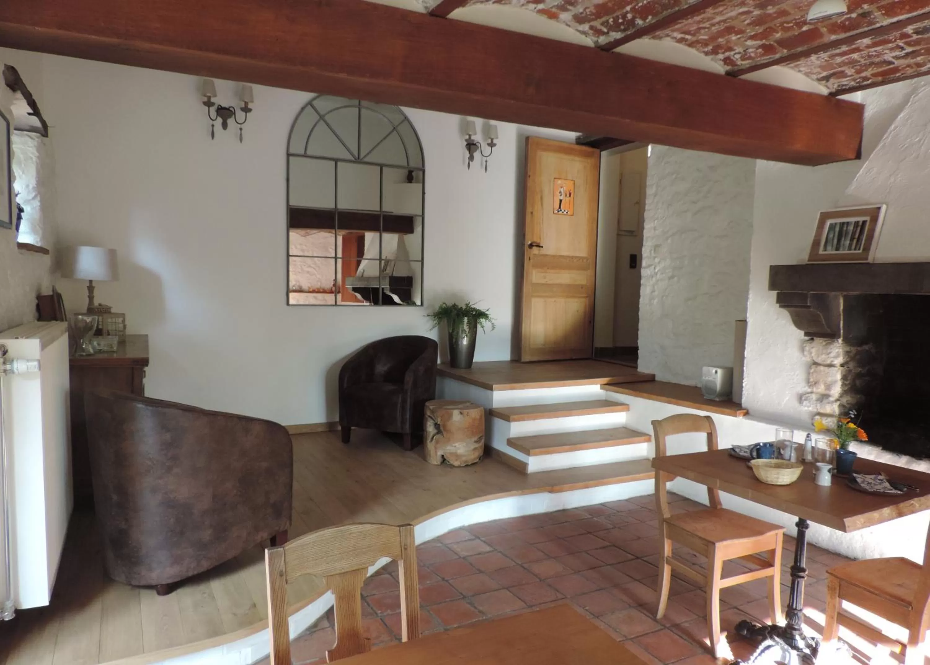 Restaurant/places to eat in B&B Le Valangré