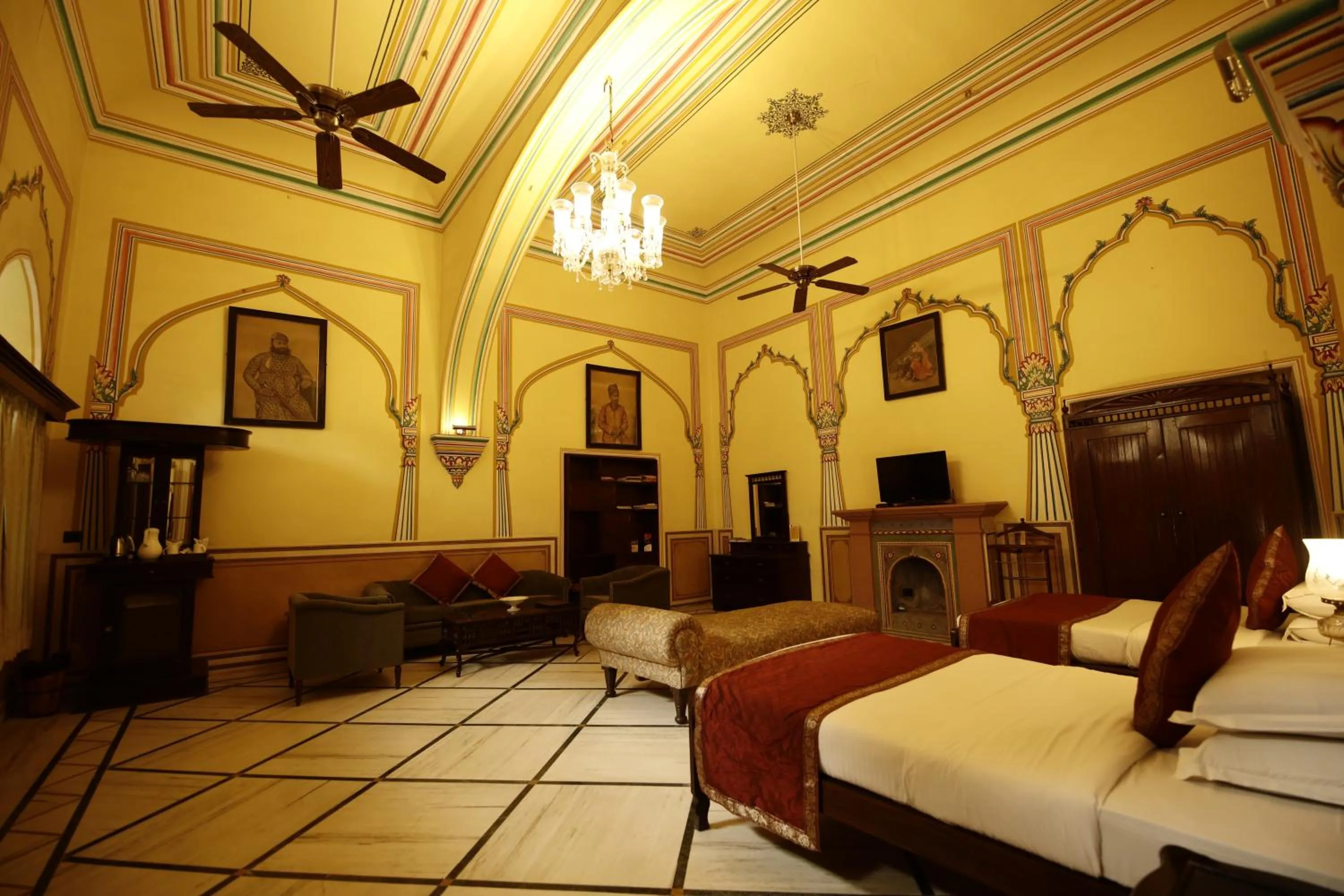 Bedroom, Bed in Hotel Narain Niwas Palace