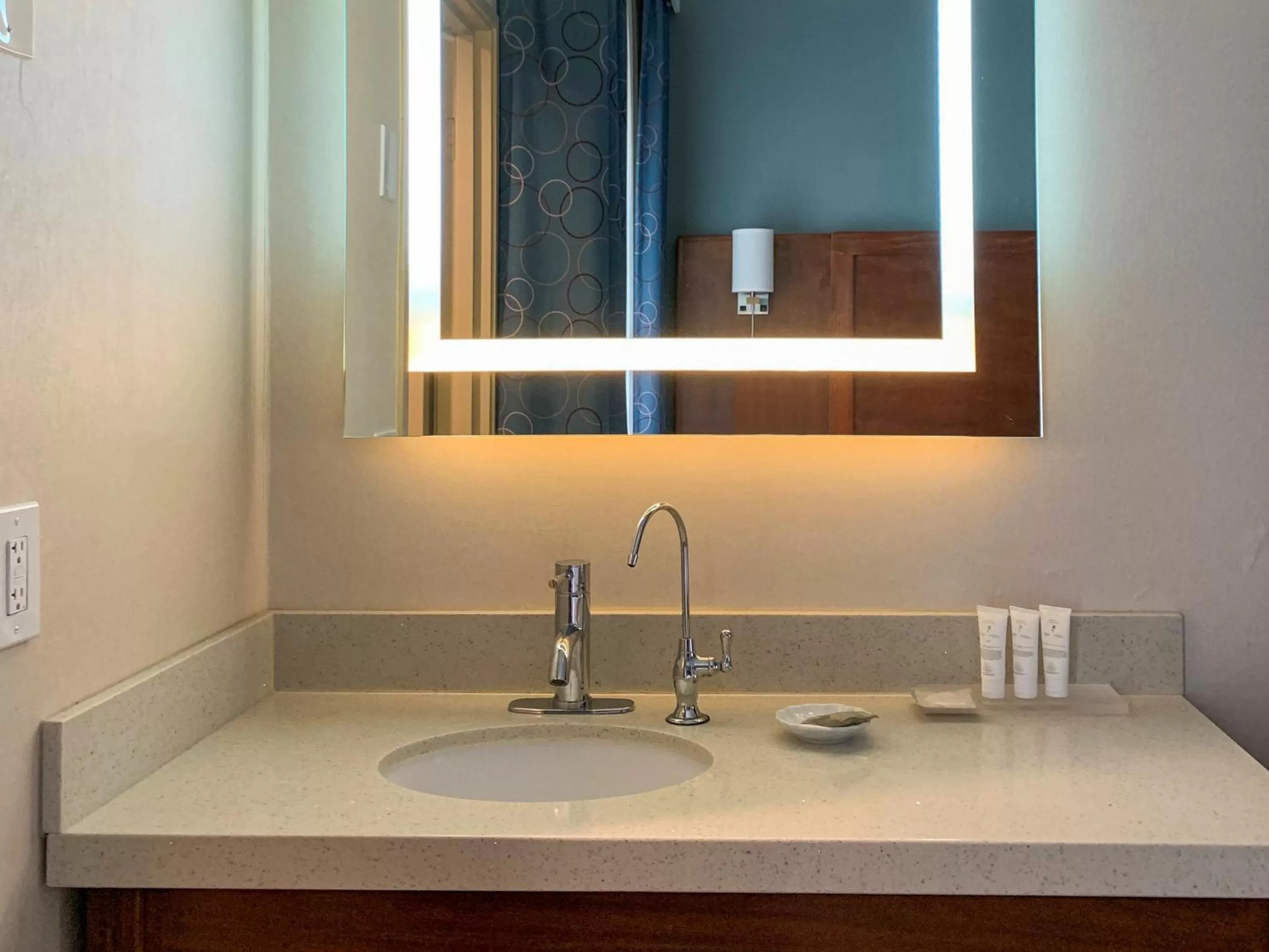 MainStay Suites Orange County John Wayne Airport