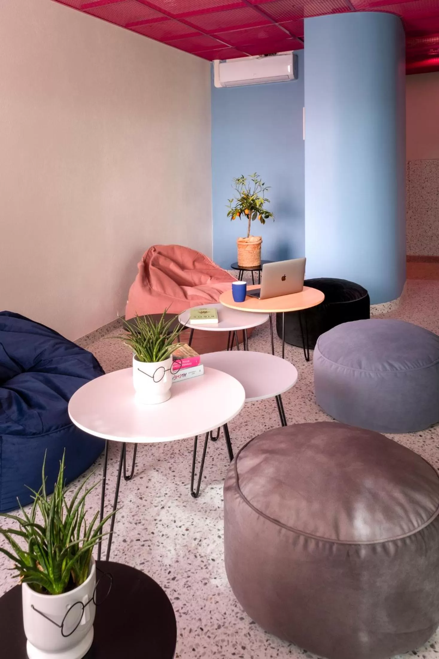 Seating area in Berlin Studios