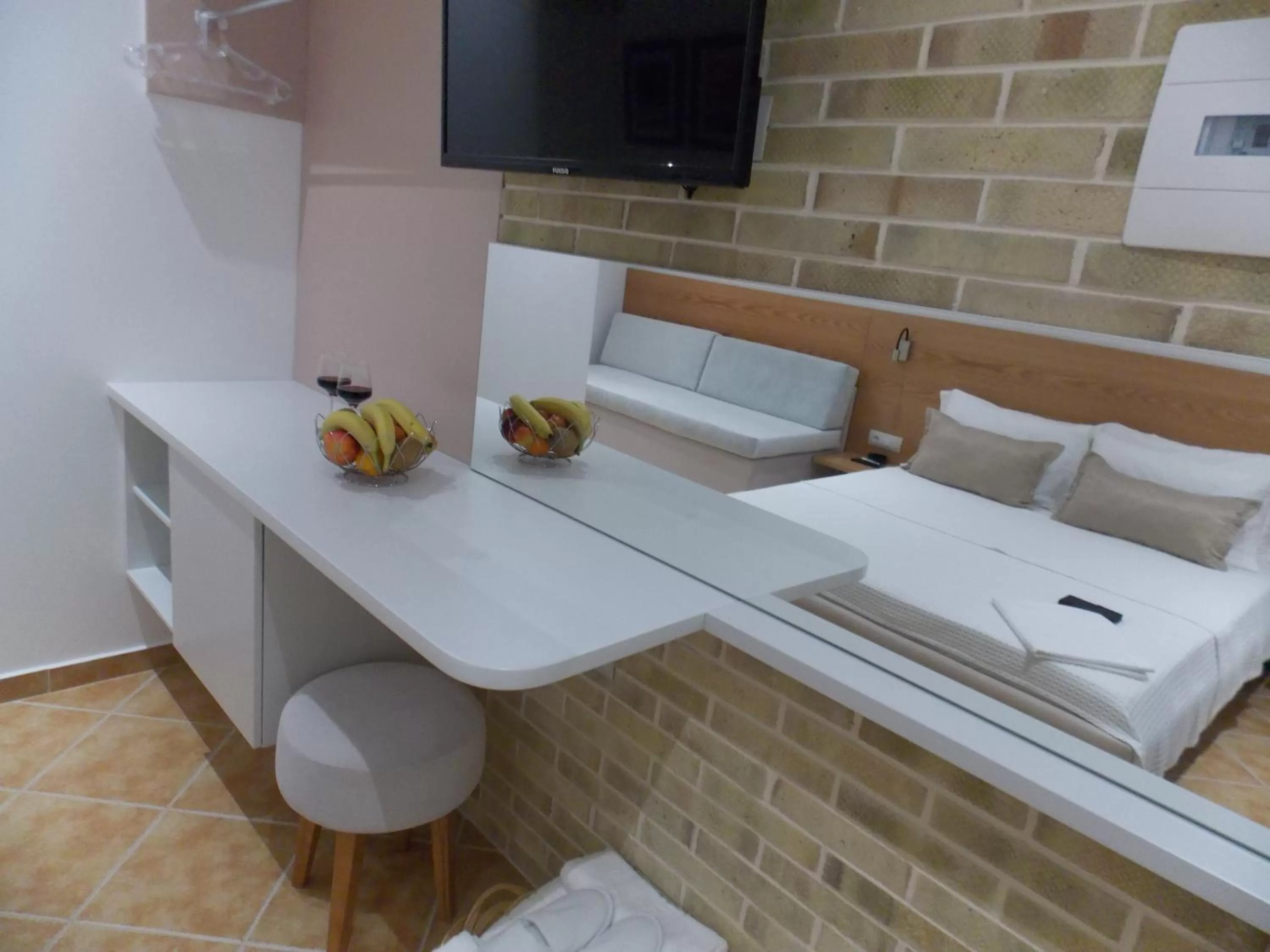 TV and multimedia in Hotel Piccolino