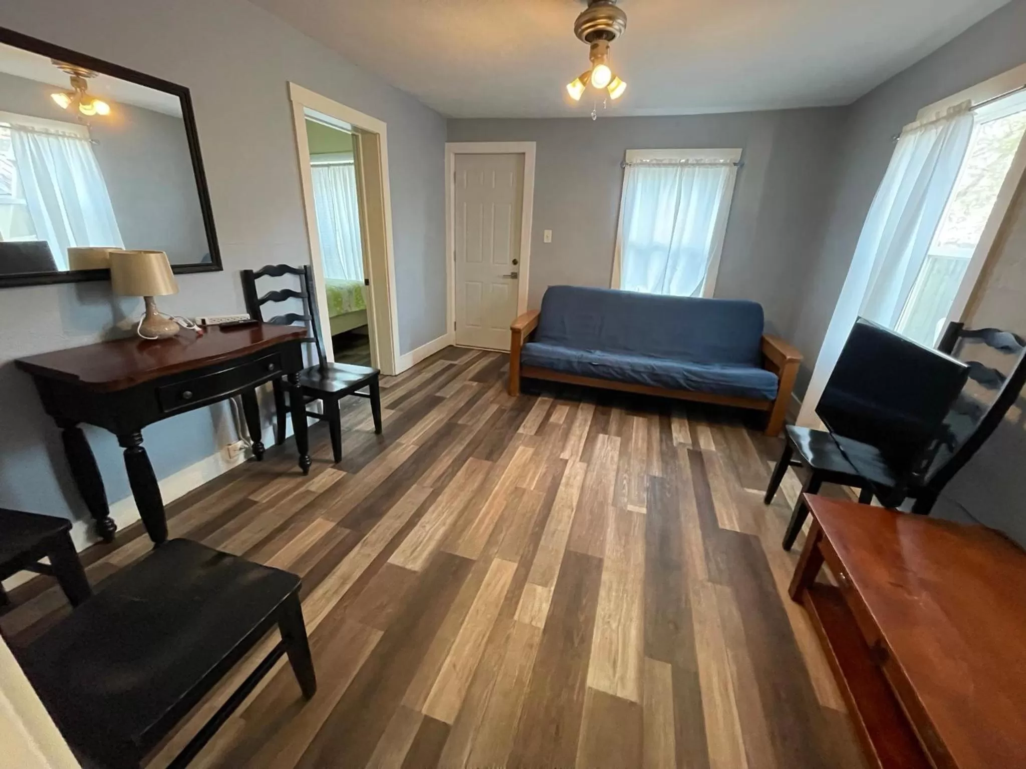 Seating Area in Harbor House Inn