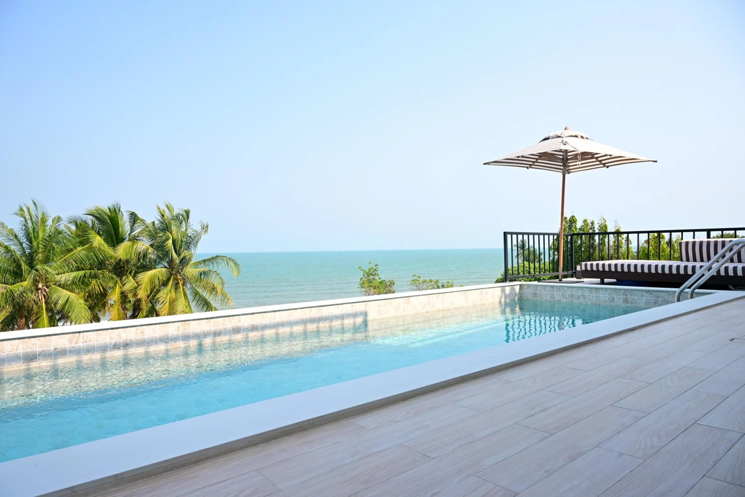 Swimming pool in Dune Hua Hin Hotel