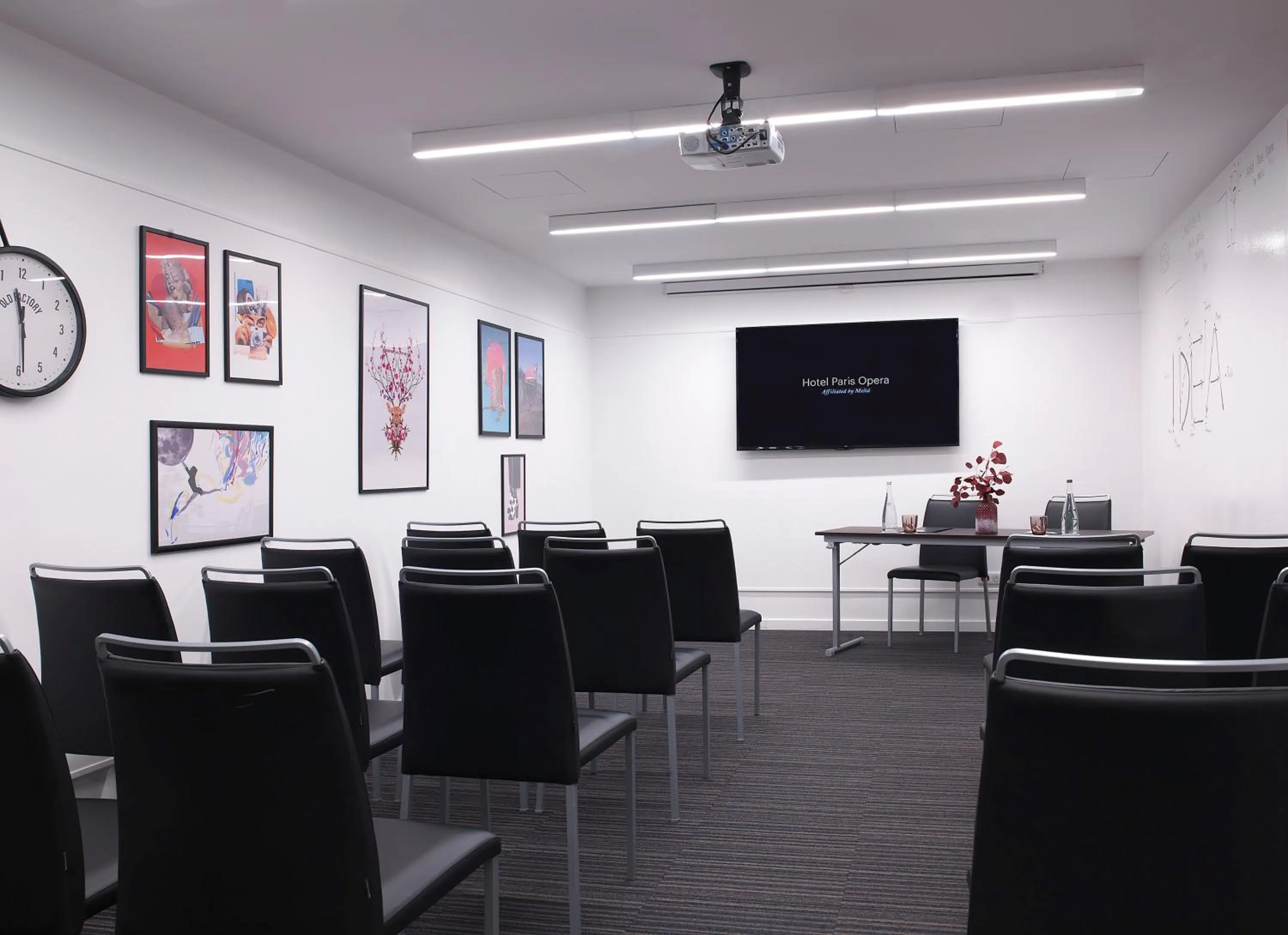 Meeting/conference room in Hotel Paris Opera Affiliated by Meliá