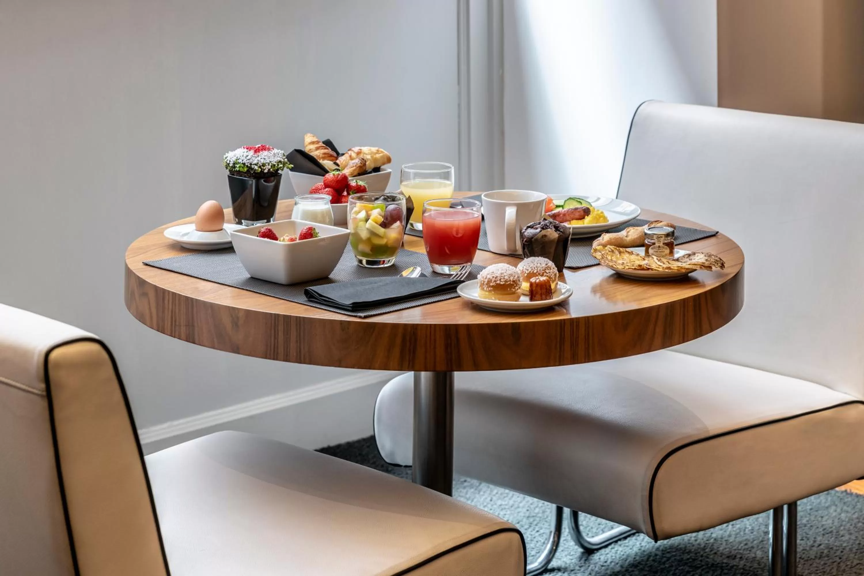 Breakfast in Le Grand Balcon Hotel