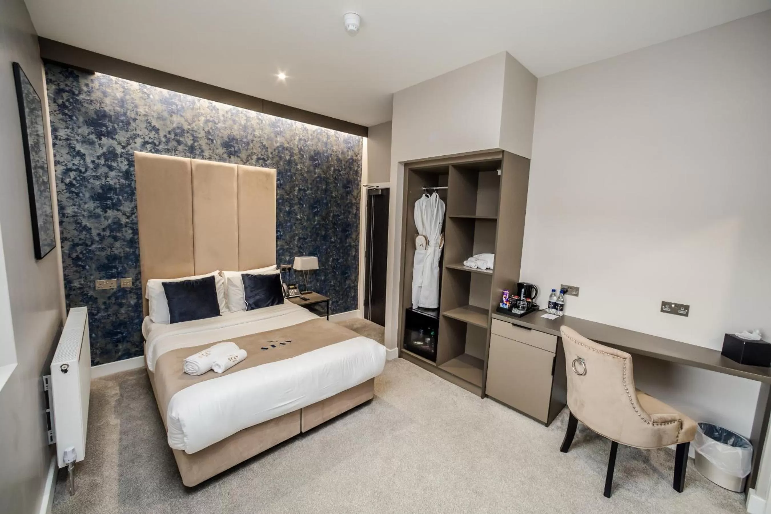 Bedroom, Bed in Stay Hotel