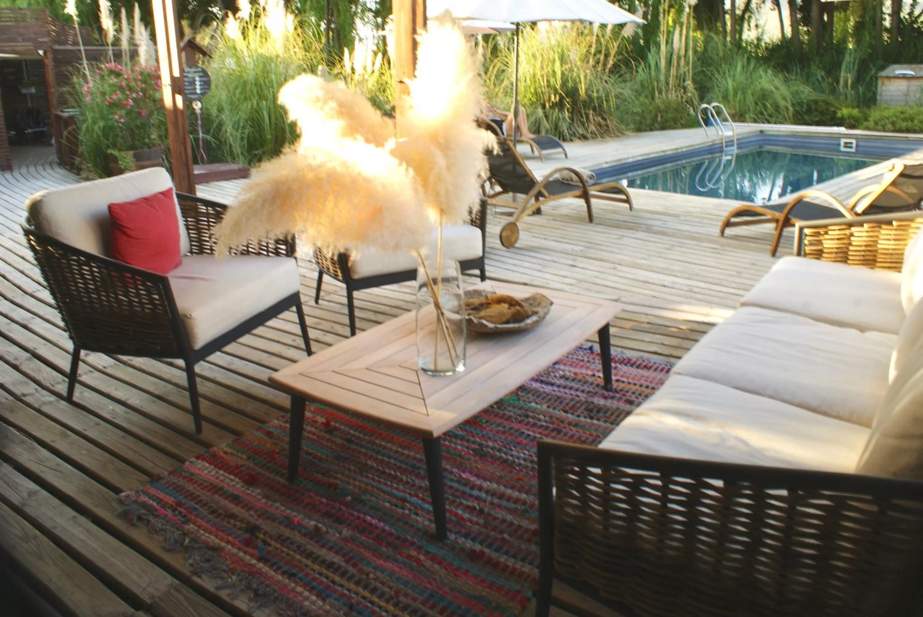 Balcony/Terrace, Swimming Pool in Barrica Lodge