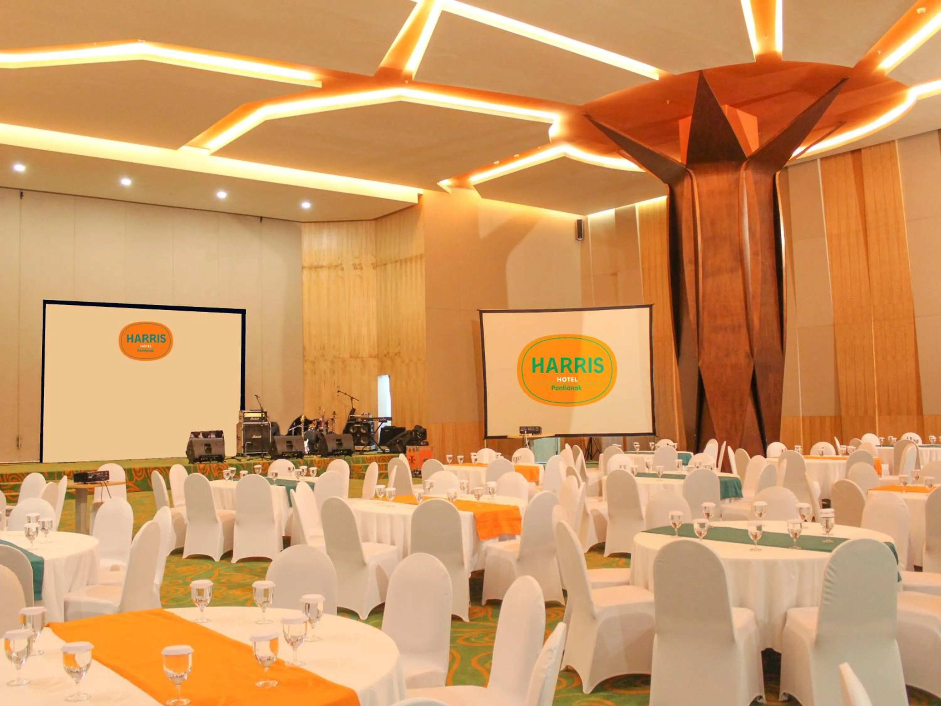 Banquet/Function facilities in HARRIS Hotel Pontianak