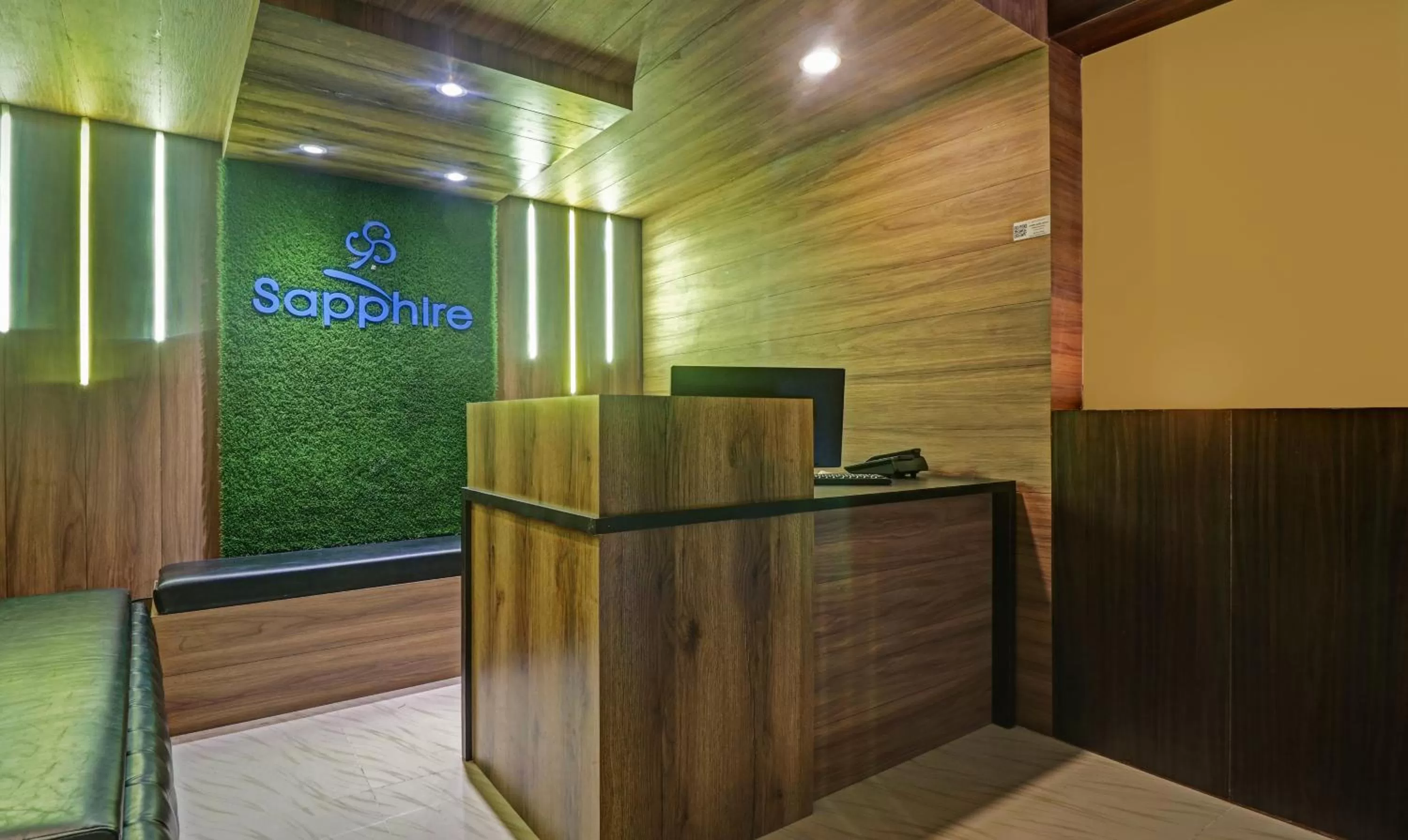 Lobby or reception in Itsy Hotels Sapphire Residency