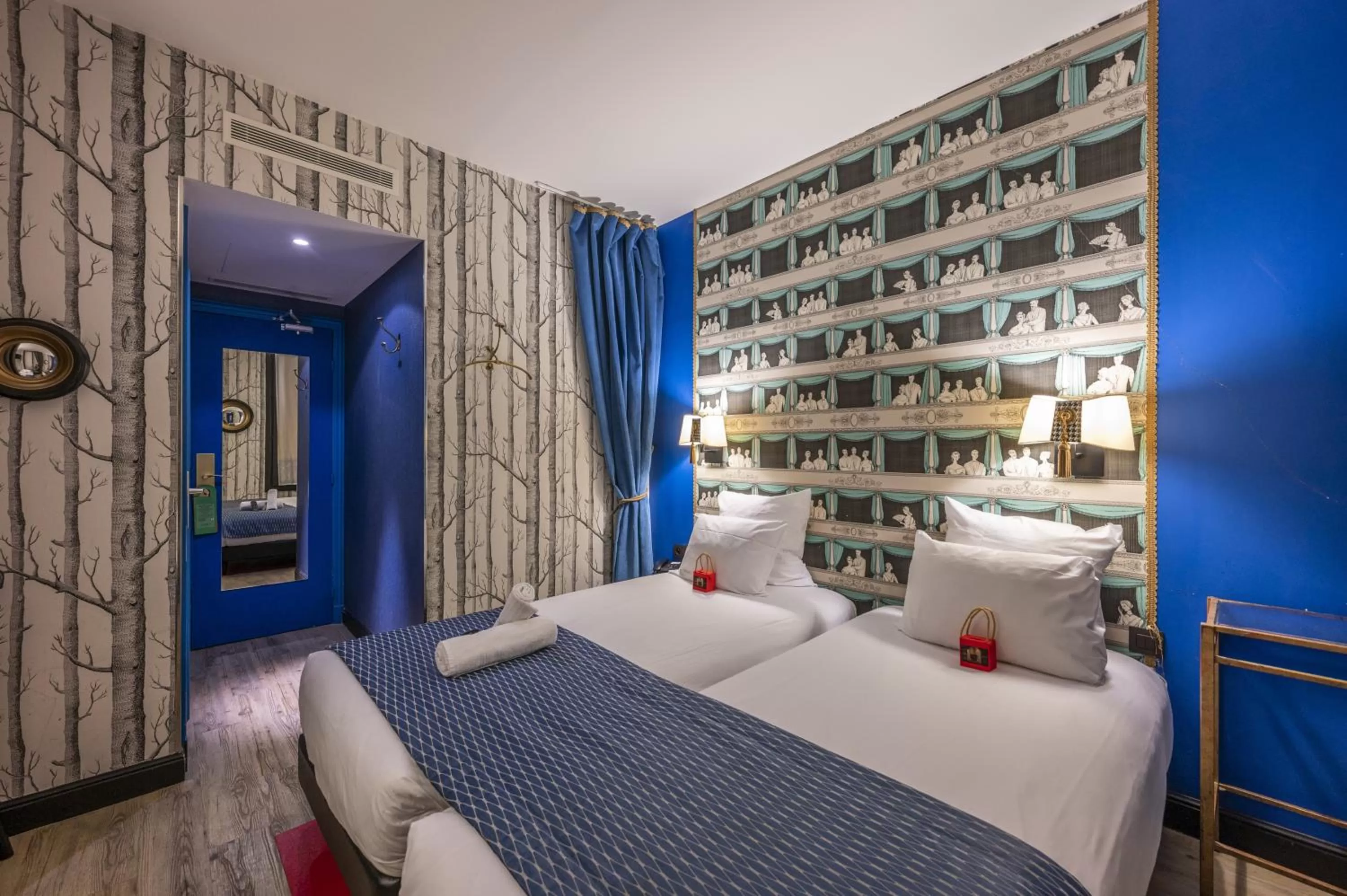 Bedroom, Bed in Hotel Sacha