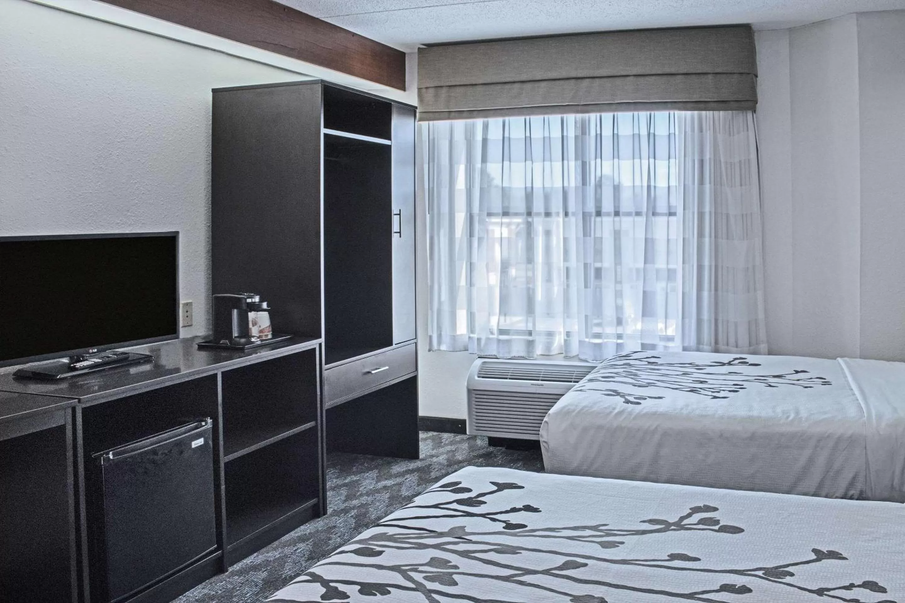 Bedroom, Bed in Sleep Inn Lake Wright - Norfolk Airport