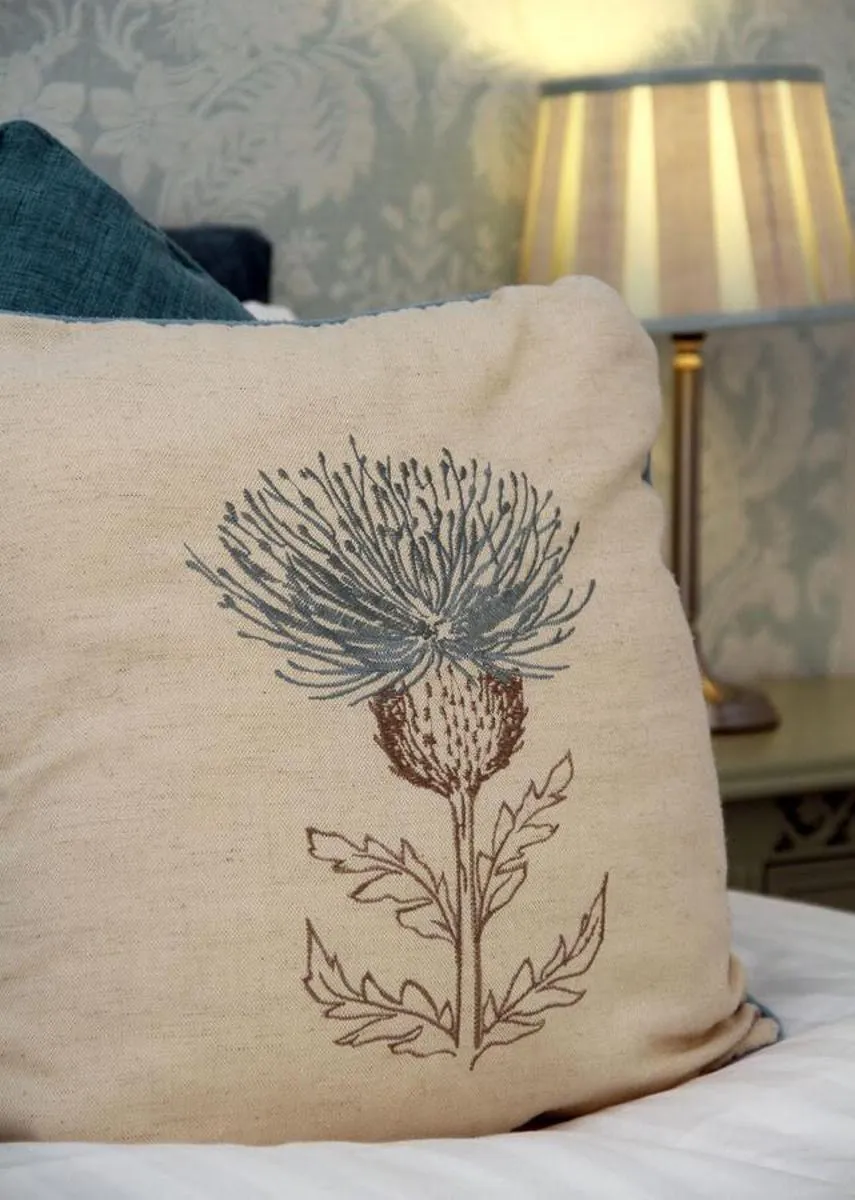 Decorative detail, Bed in The Horseshoe Inn