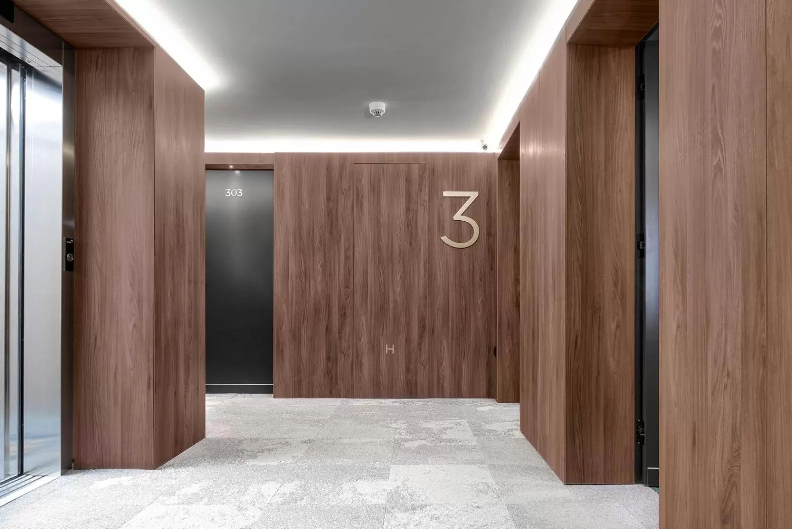 Property building in Hotel Tim's