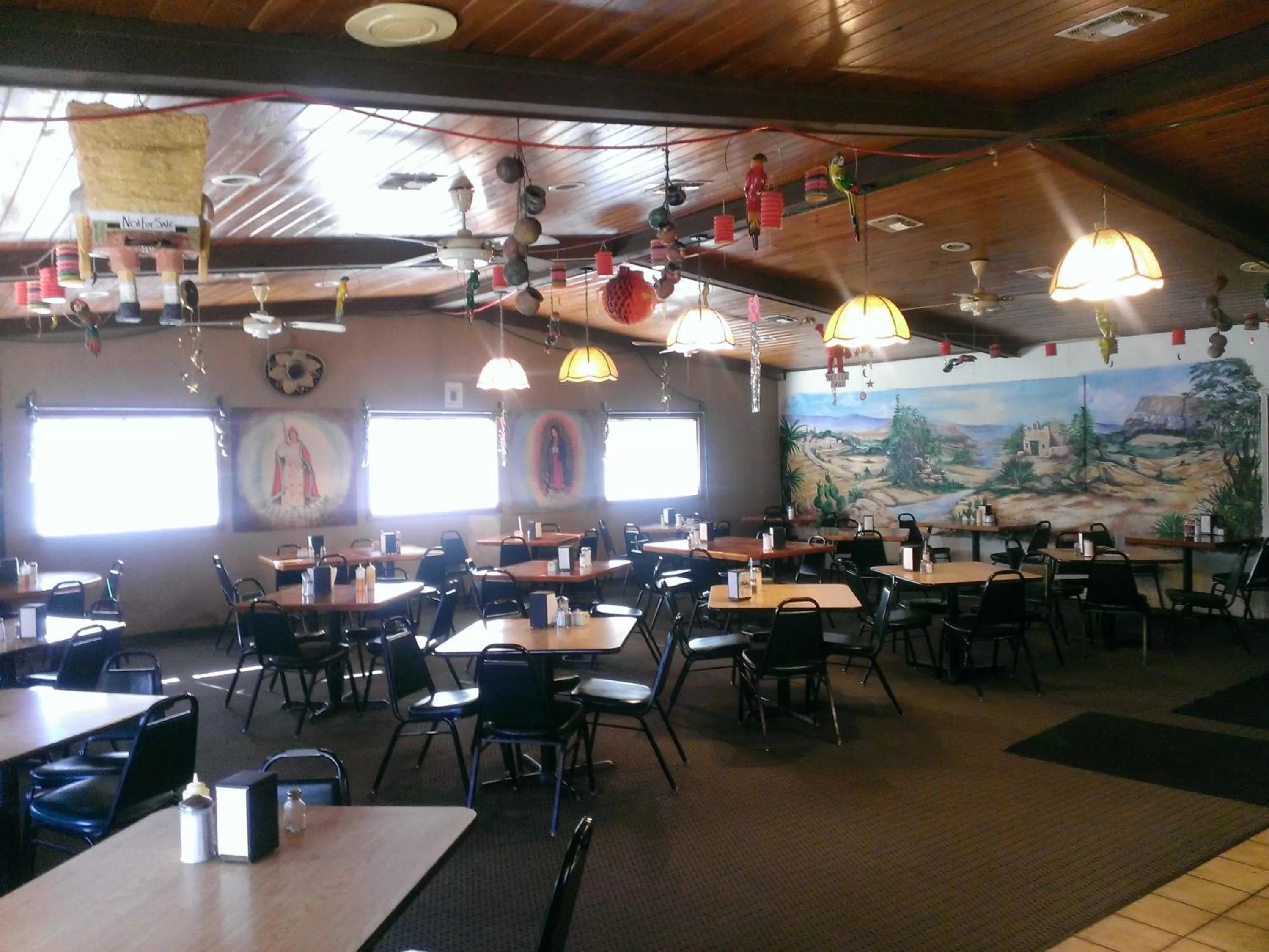 Restaurant/places to eat in Countryside Inn