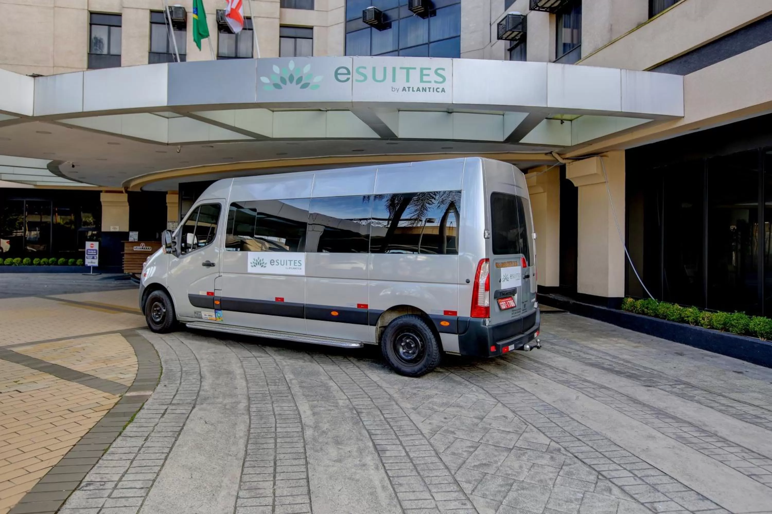 shuttle in eSuítes Congonhas by Atlantica