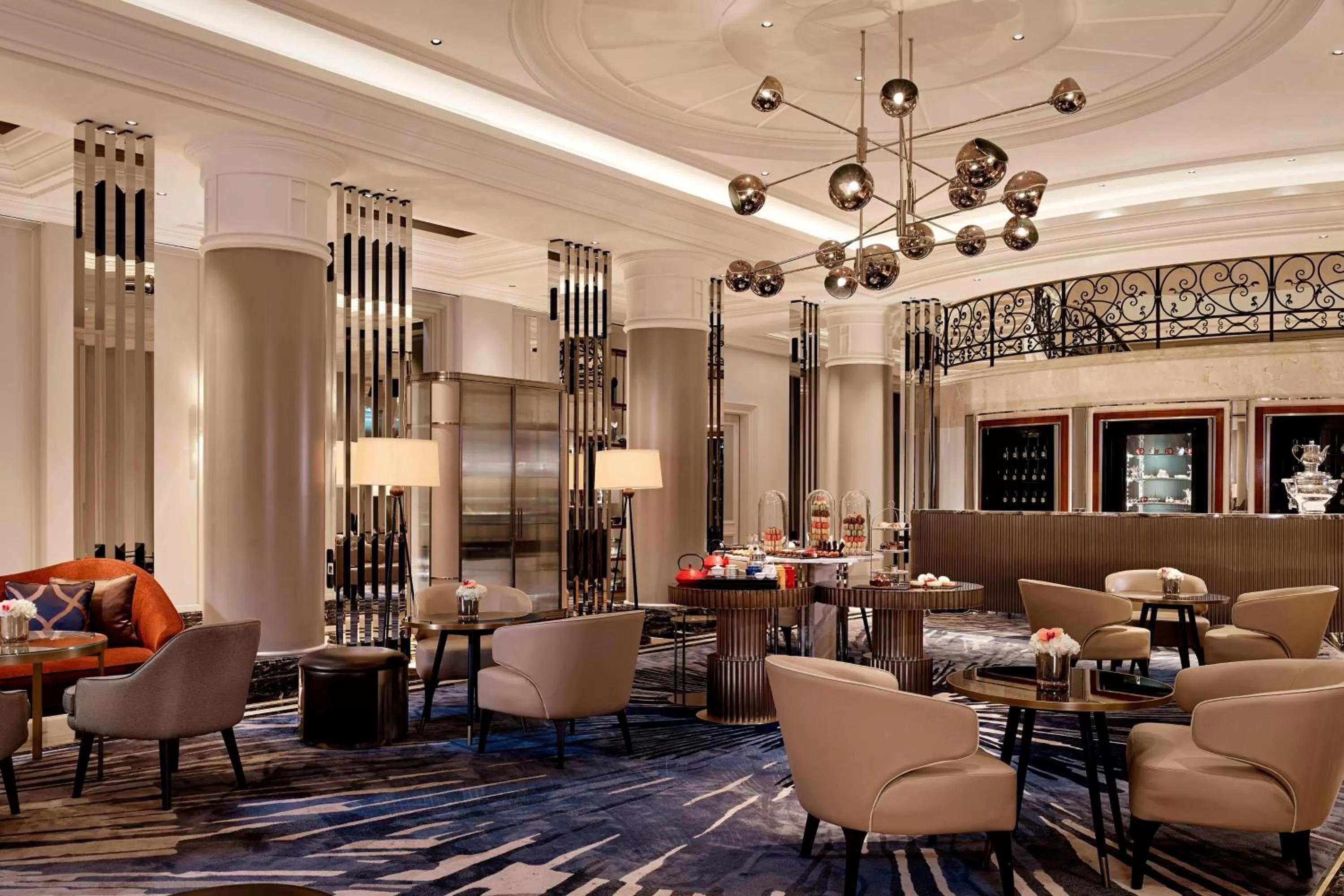Lounge or bar in The Ritz-Carlton, Berlin