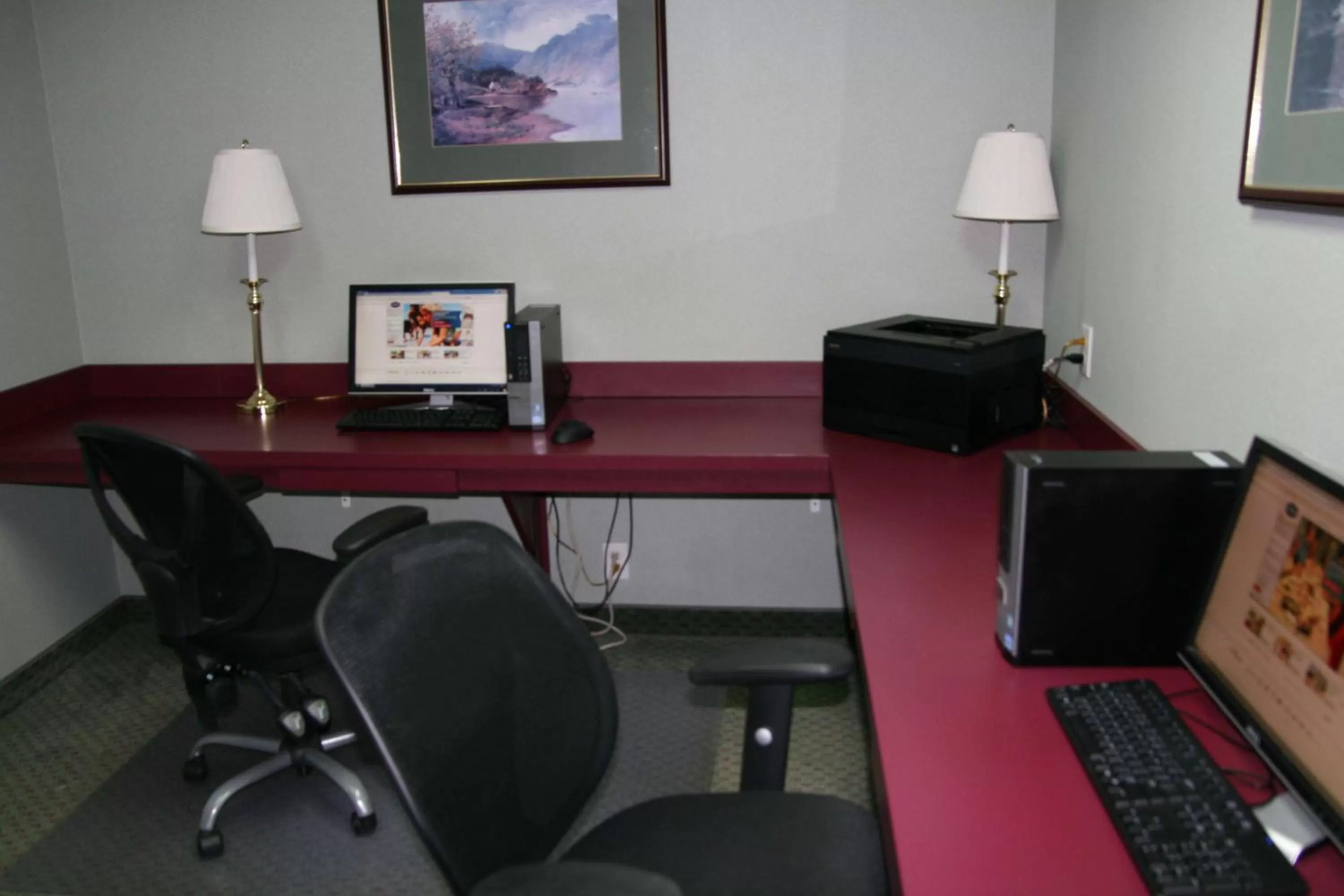 Business facilities in Hampton Inn - Hillsville