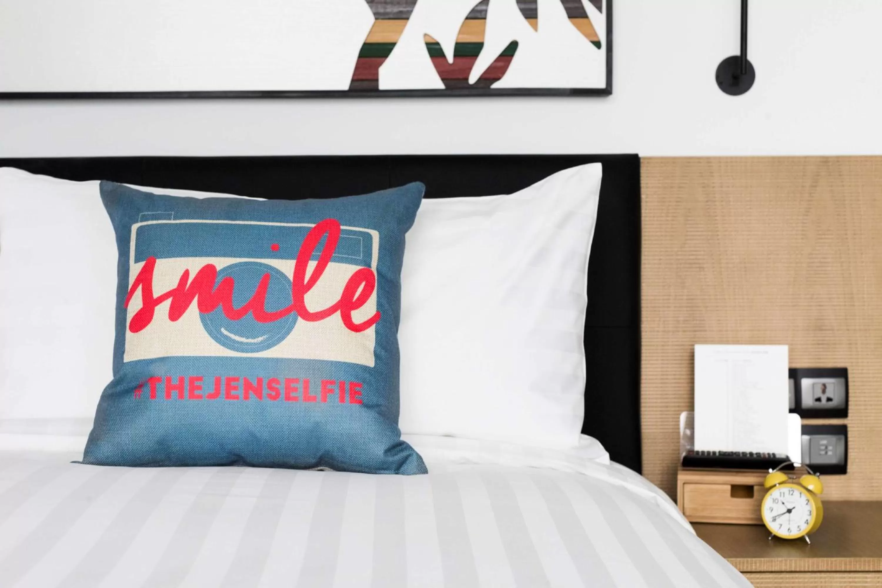 Photo of the whole room, Bed in JEN Beijing by Shangri-La