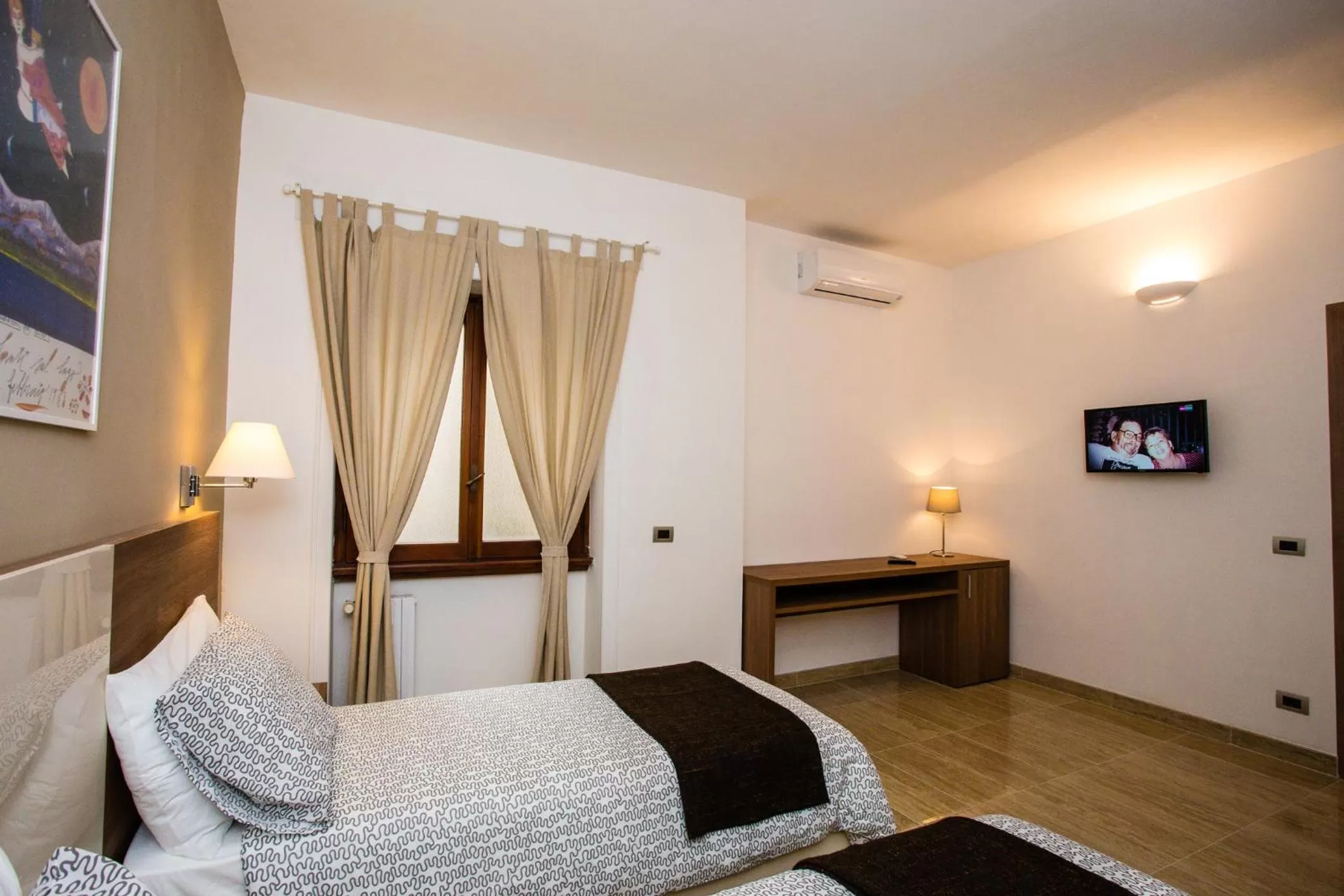 Bedroom, Bed in Trastevere's Friends