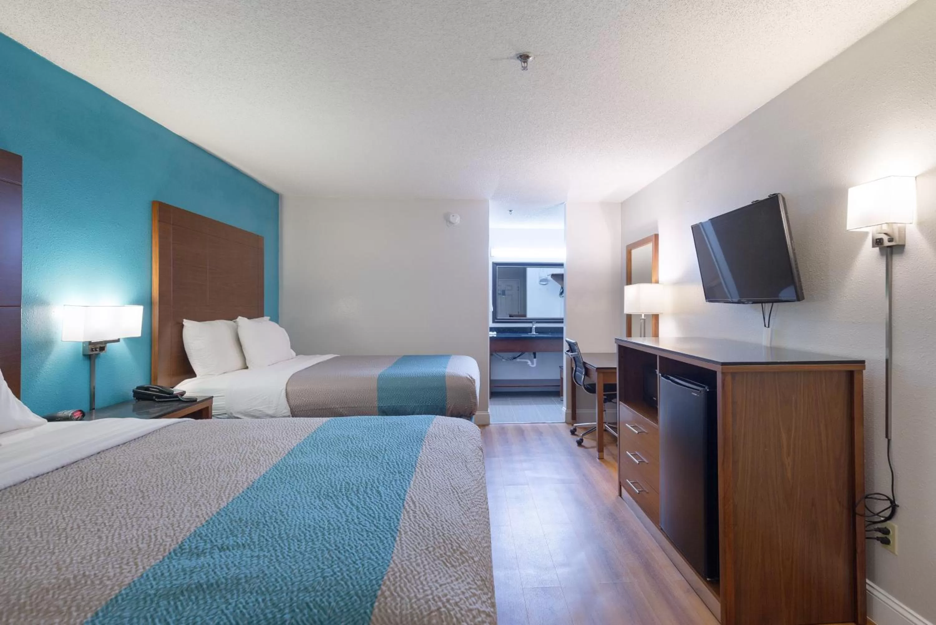 Bedroom, Bed in Motel 6-Albany, GA