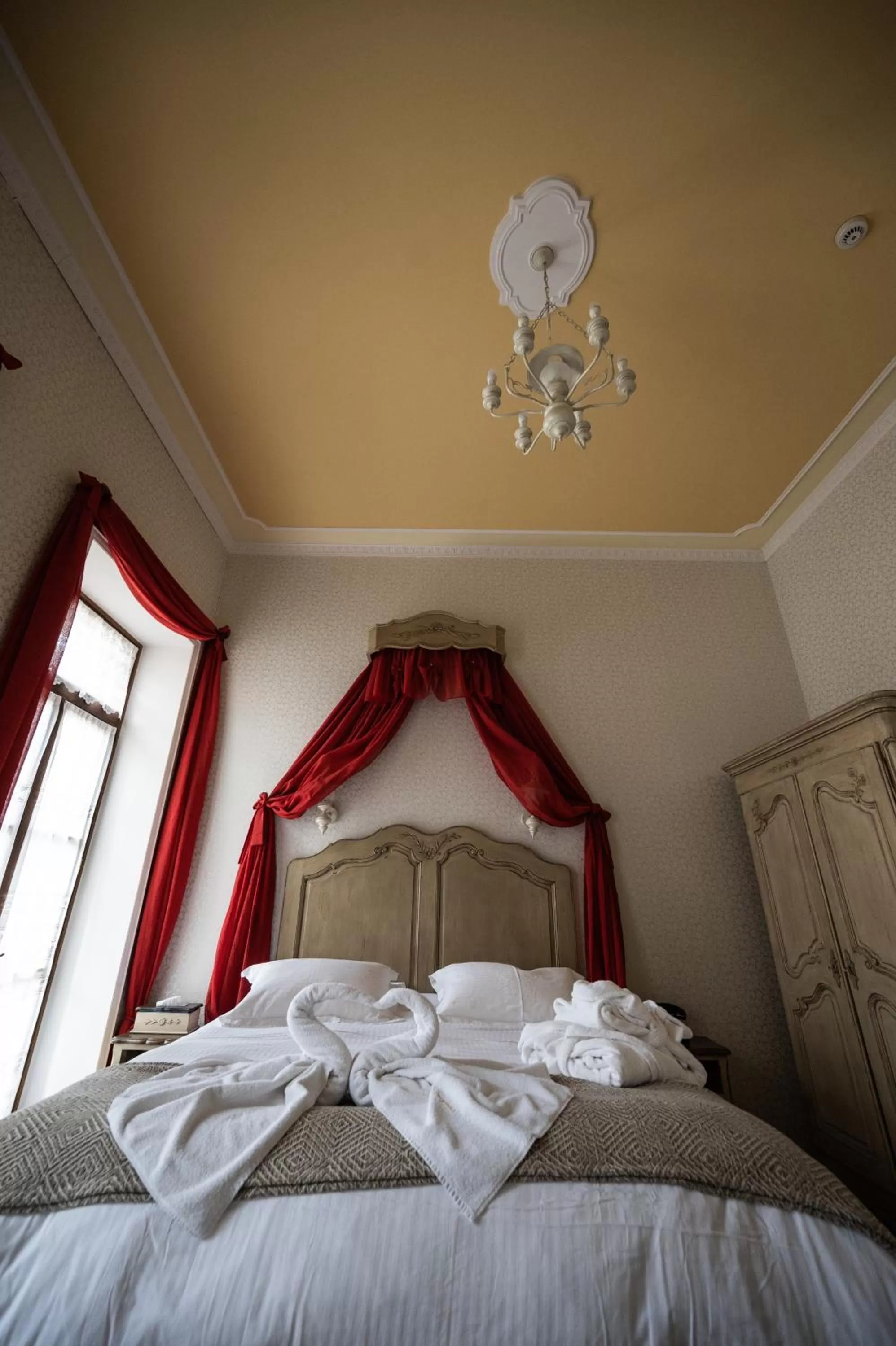 Bed in Boutique Hotel Anagennisis