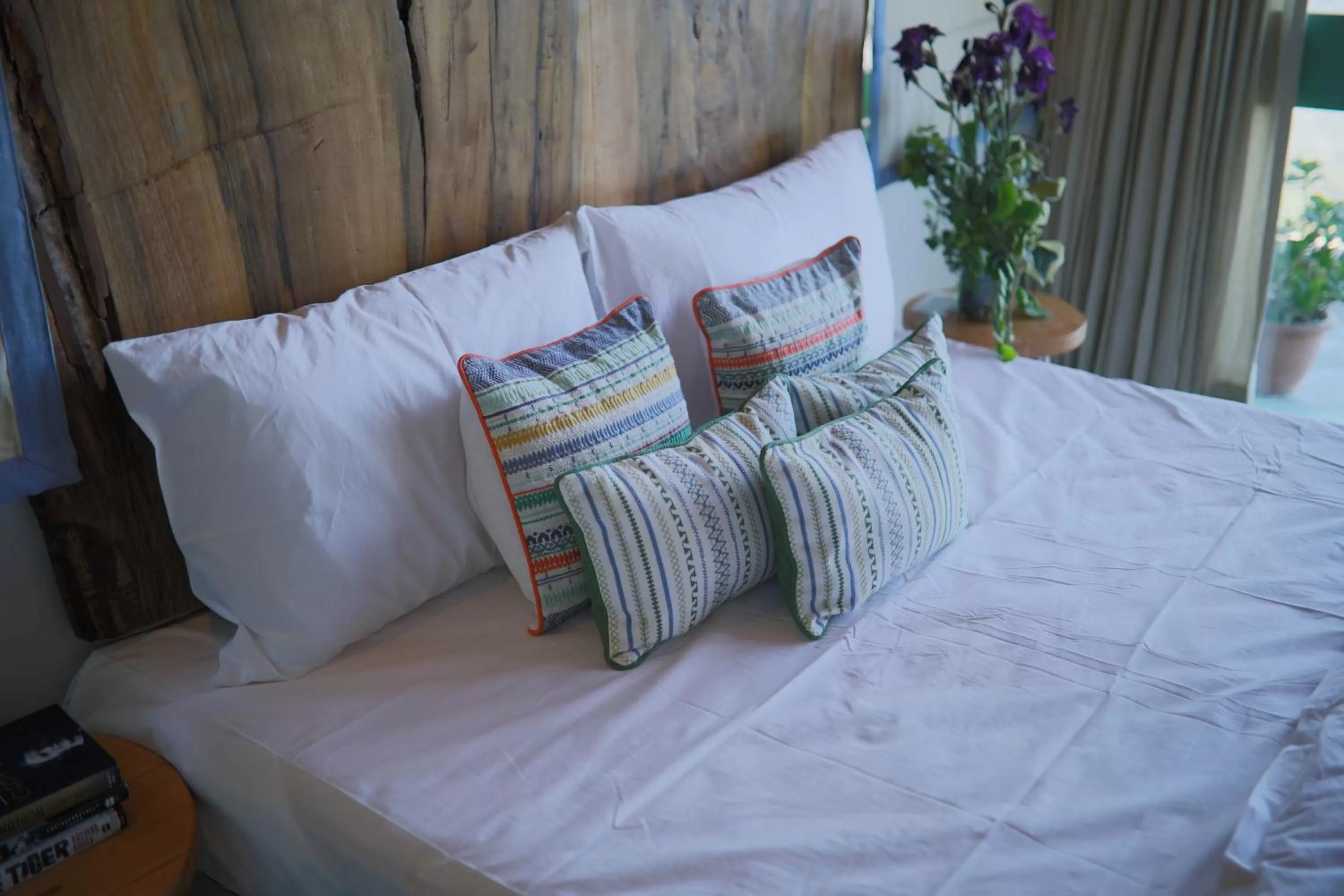 Bed in Seclude Kasauli, Himachal Pradesh