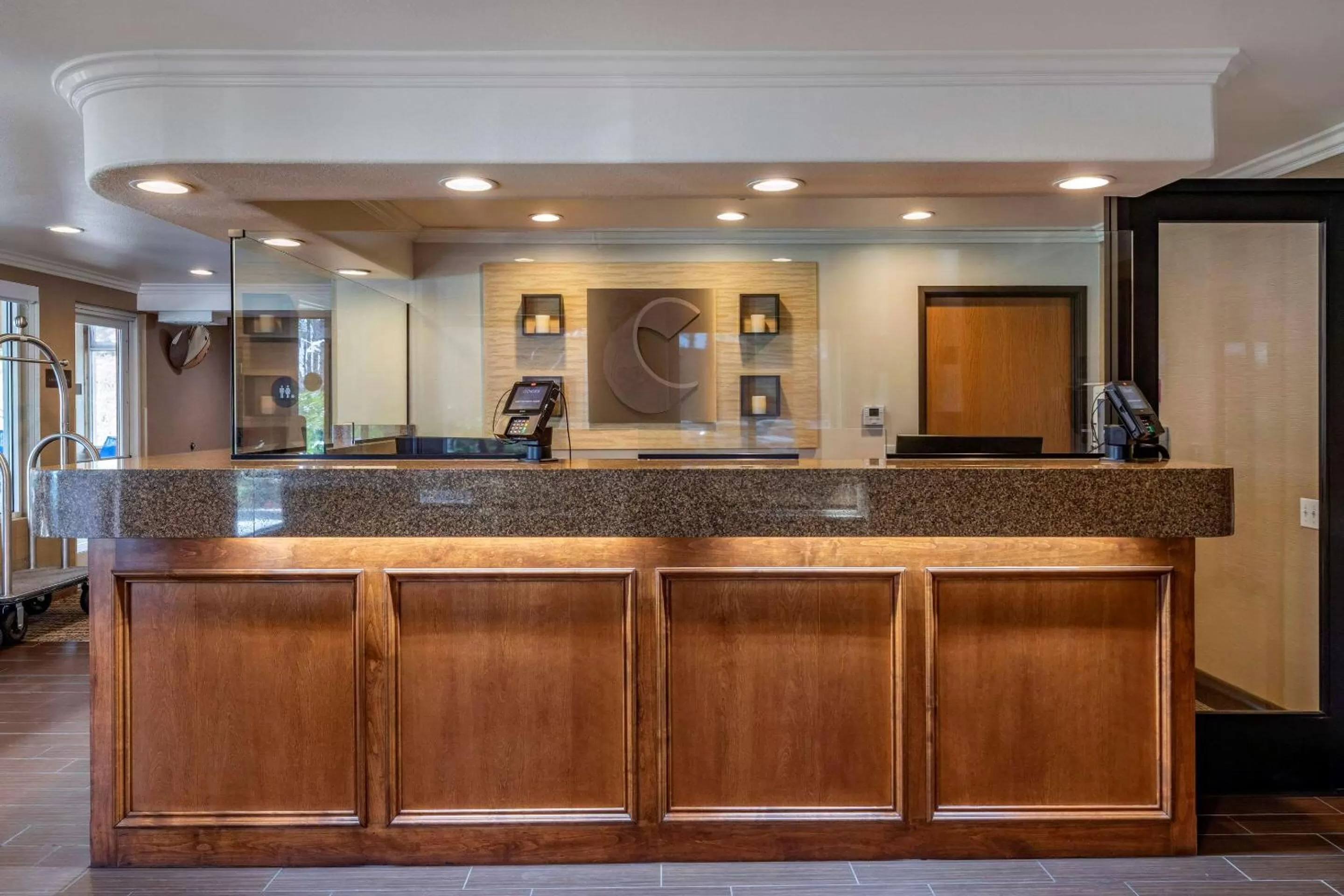 Lobby or reception in Comfort Inn Fontana